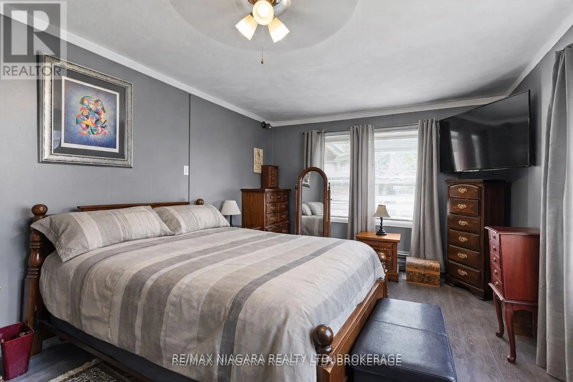 549 FERNDALE AVENUE - Image 15