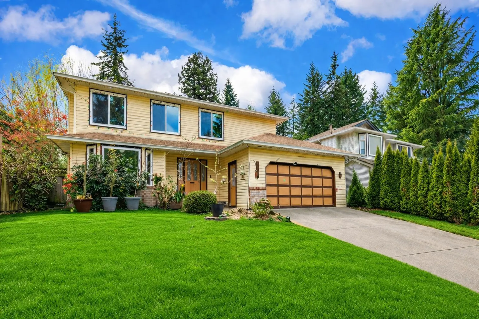 Property at 15488 27a Avenue, Surrey, BC