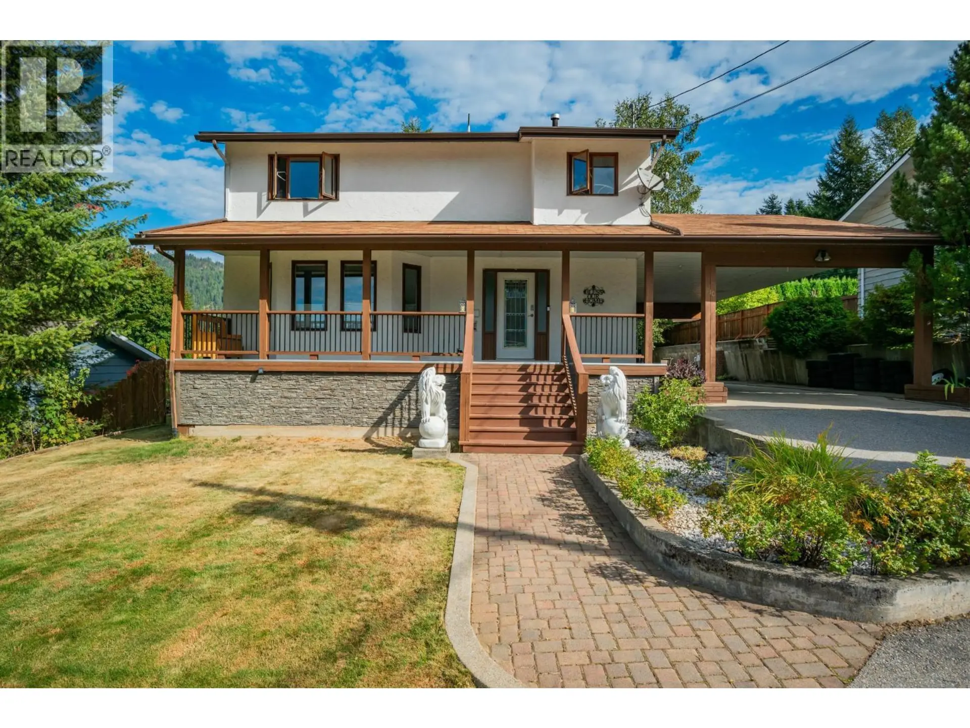Property at 110 CEDAR Avenue, Fruitvale, BC