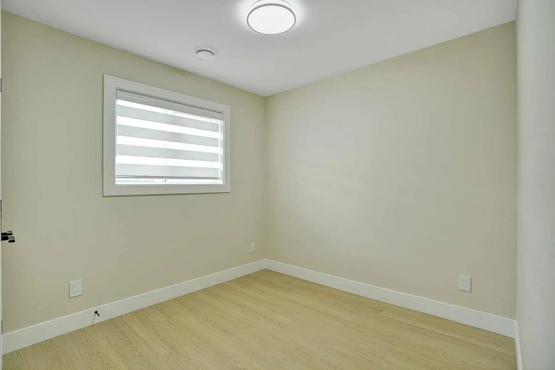 6009 Sprott Street - Image 4
