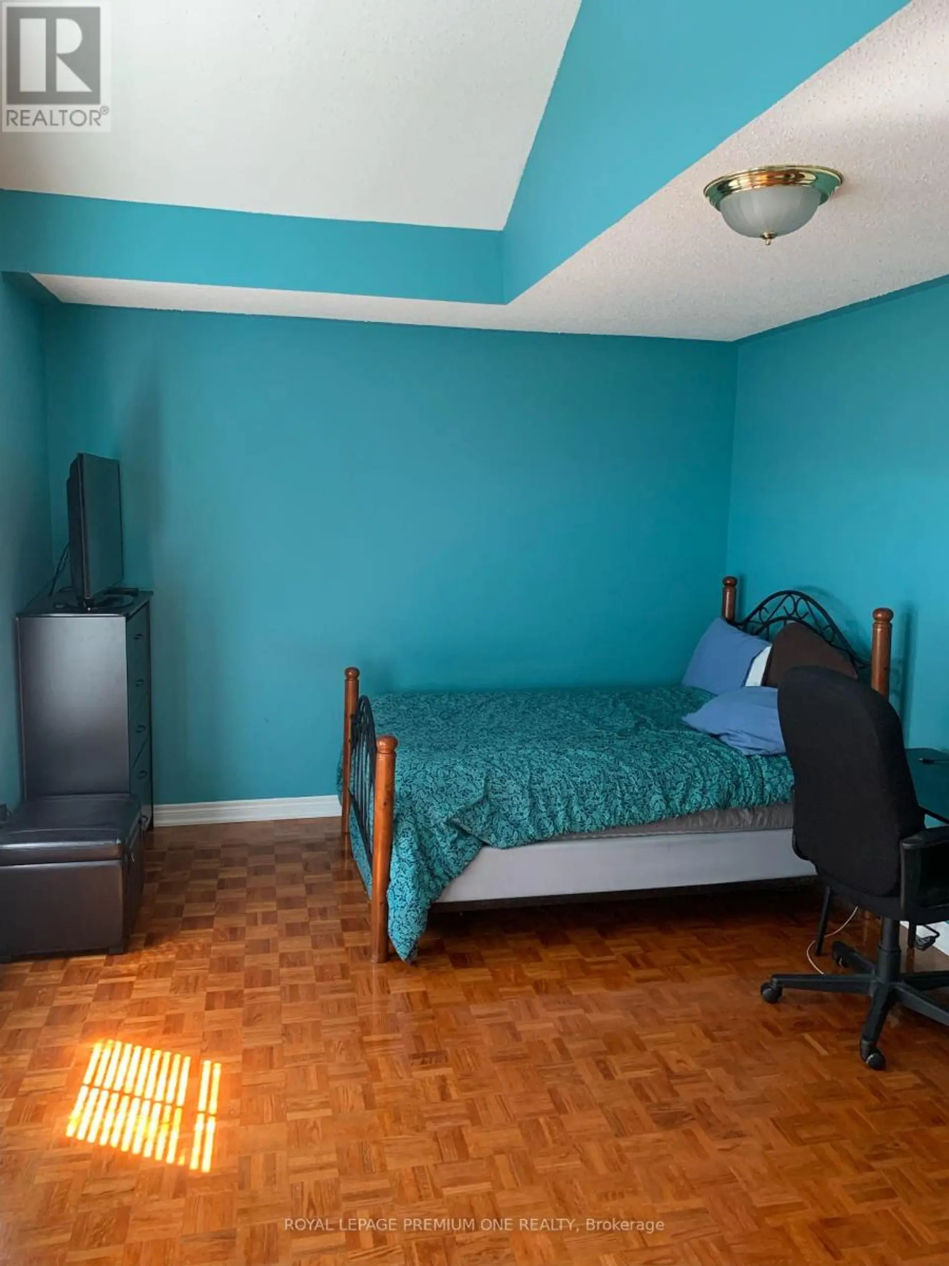 1370 CLARENCE STREET - Image 11
