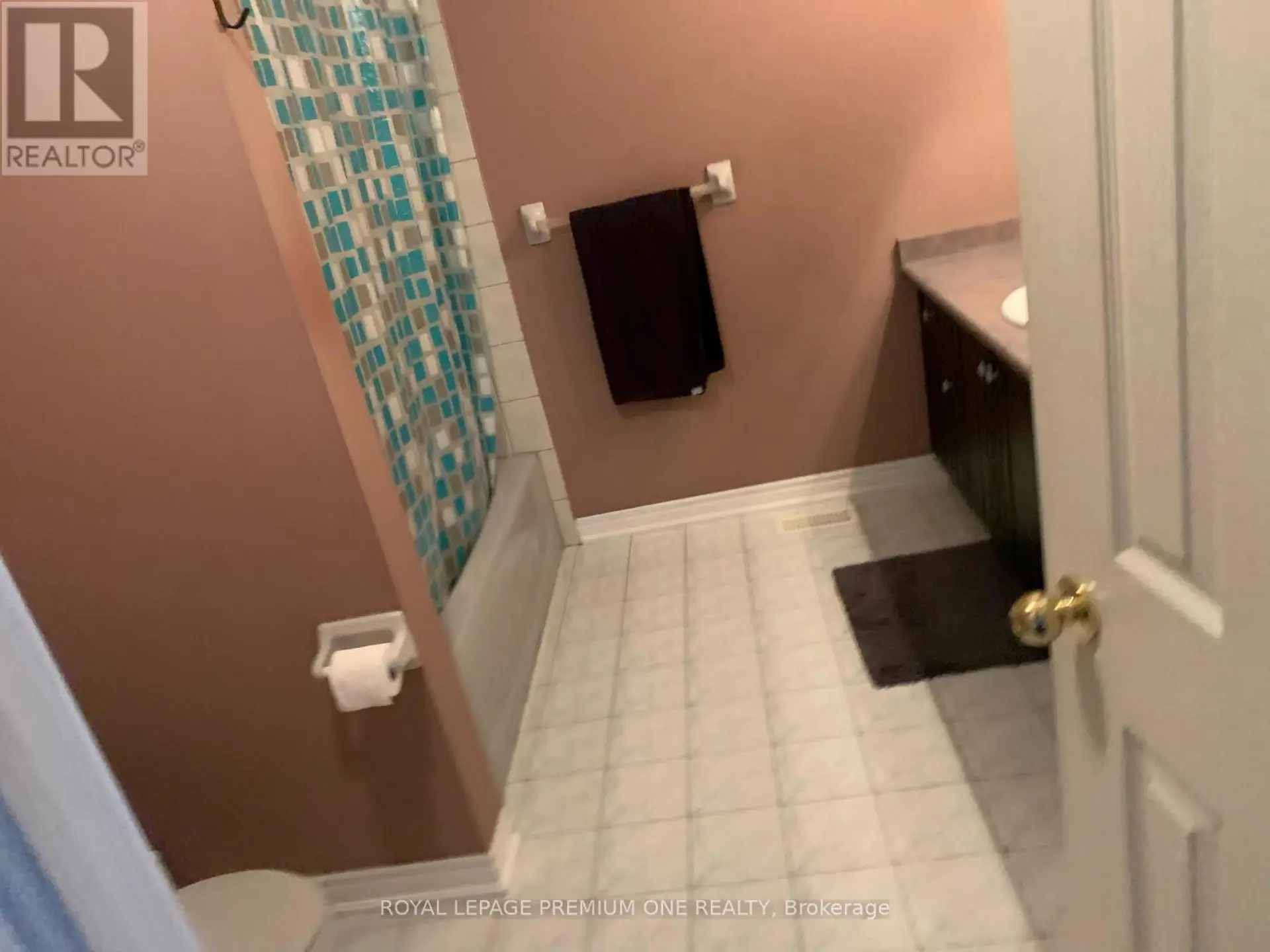 1370 CLARENCE STREET - Image 12