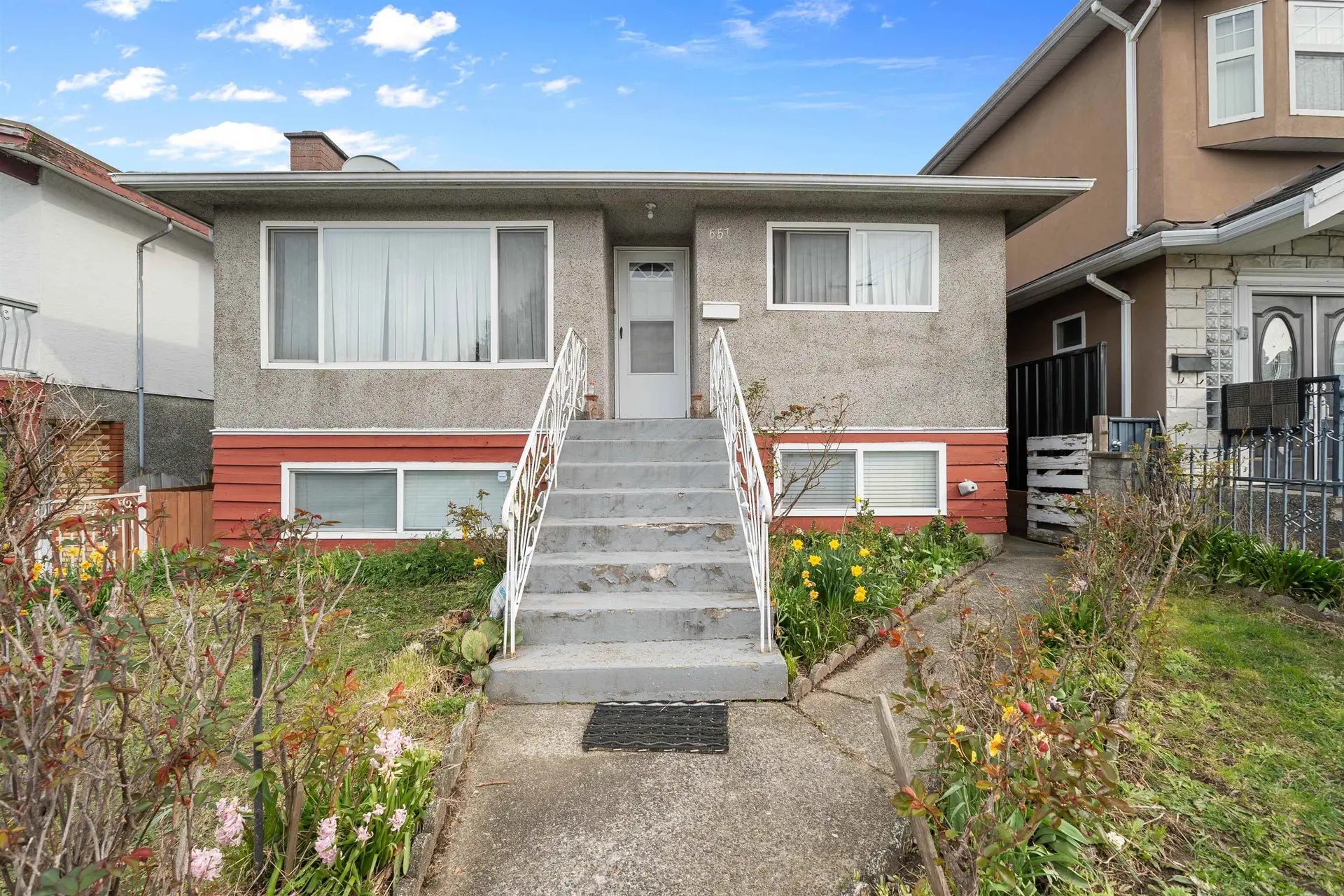 Property at 657 E 57th Avenue, Vancouver, BC