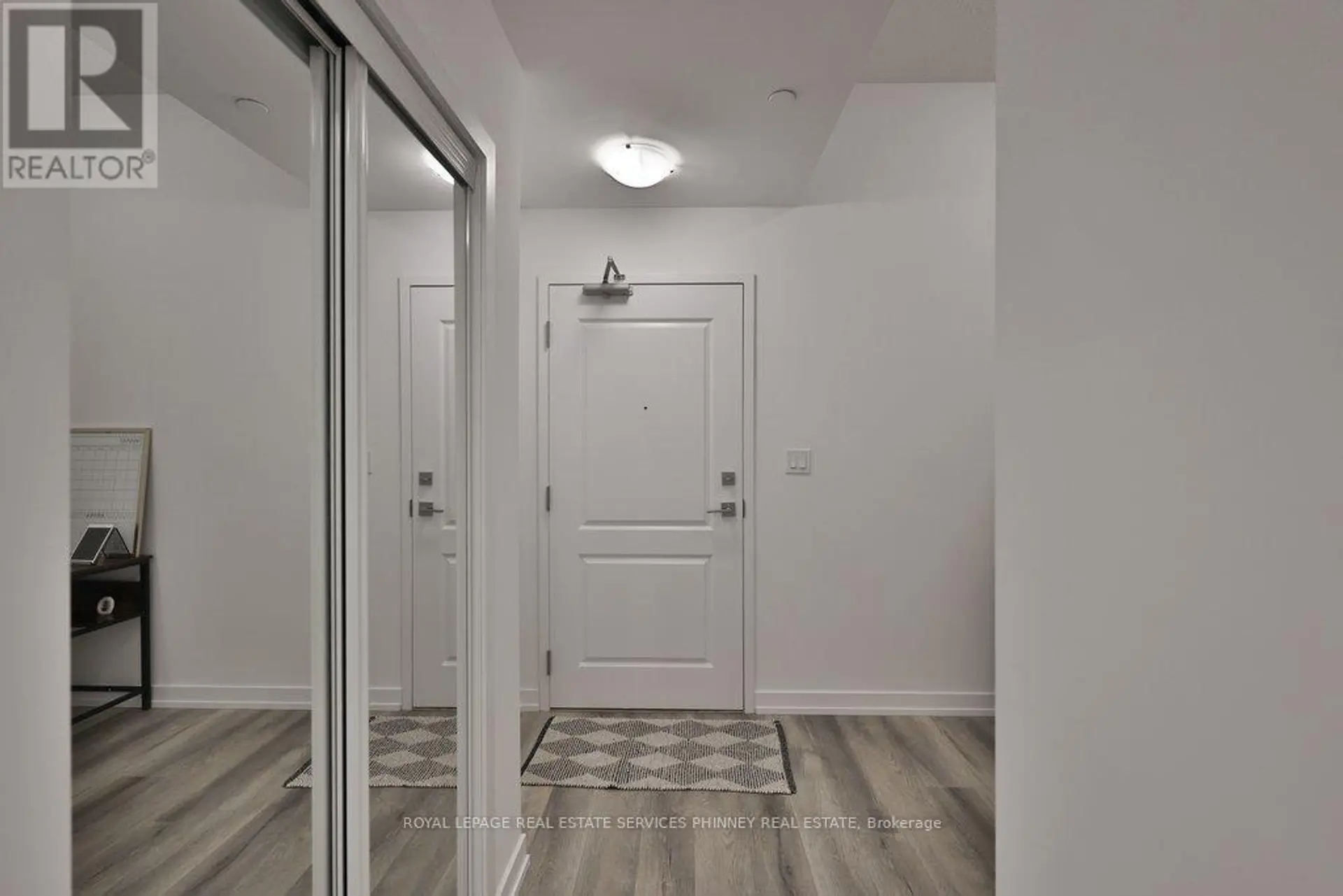 #506 470 DUNDAS STREET E - Image 4