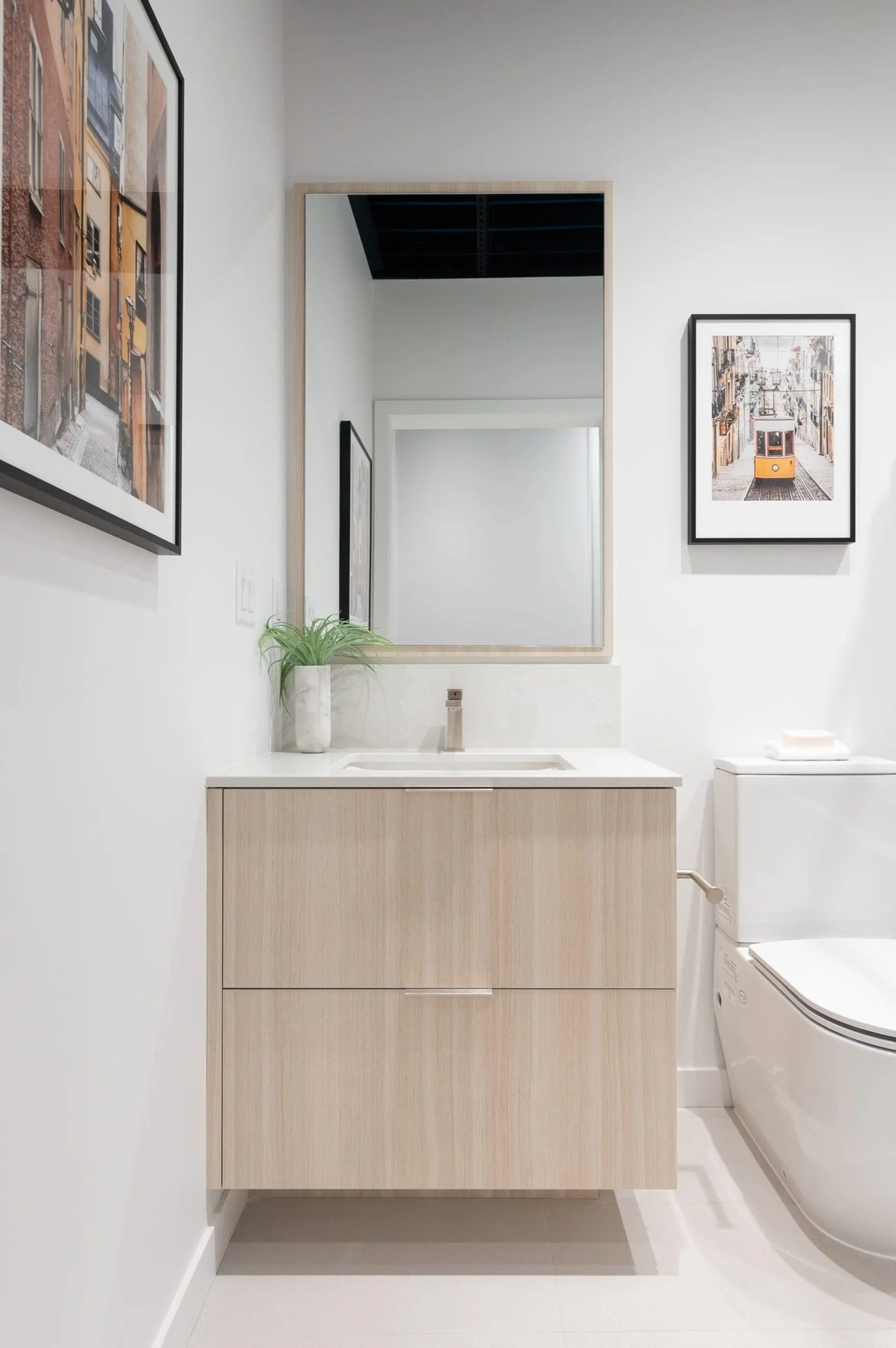 #3402 4538 Dawson Street - Image 8