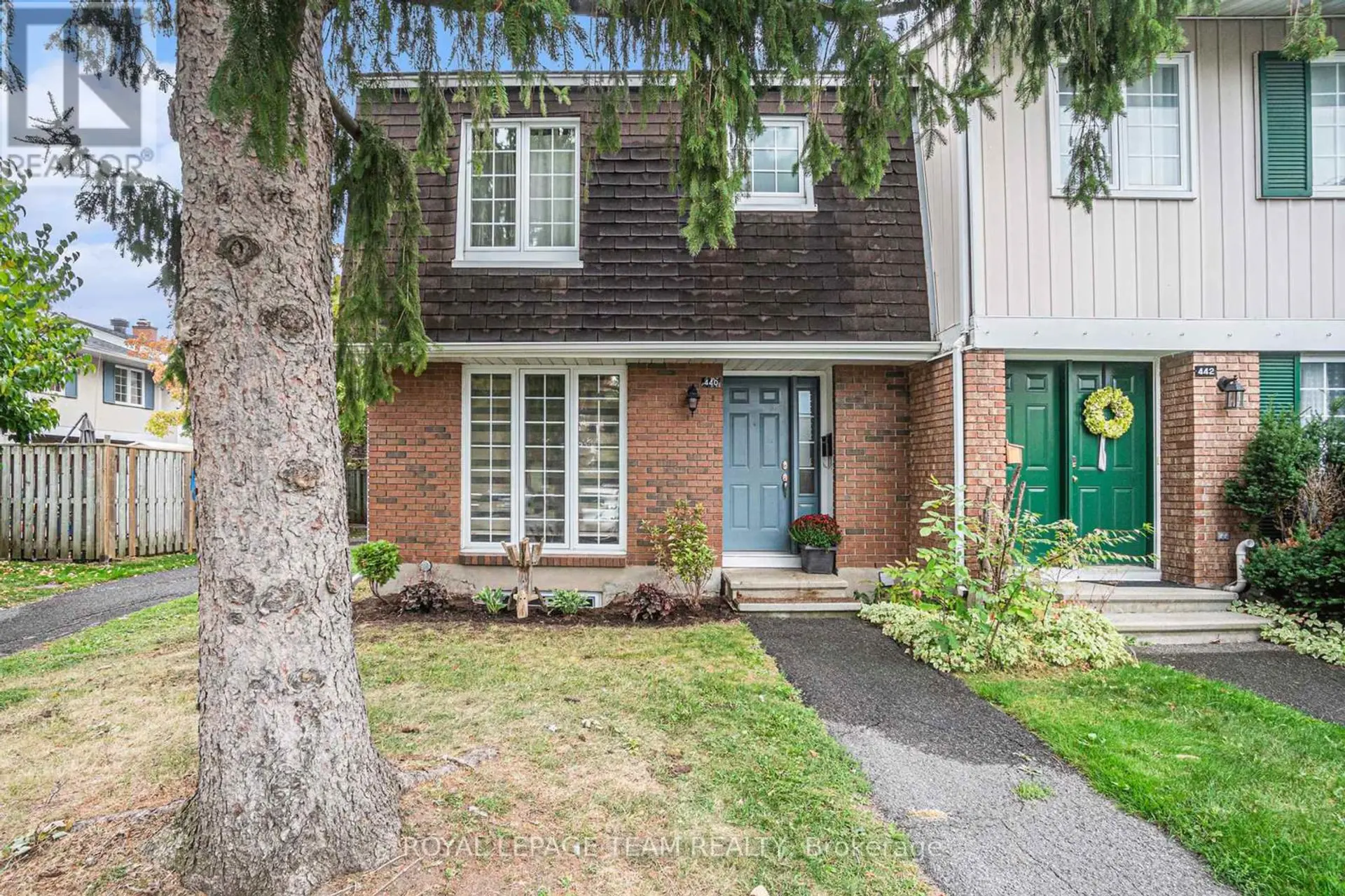 440 KINTYRE PRIVATE - Image 1