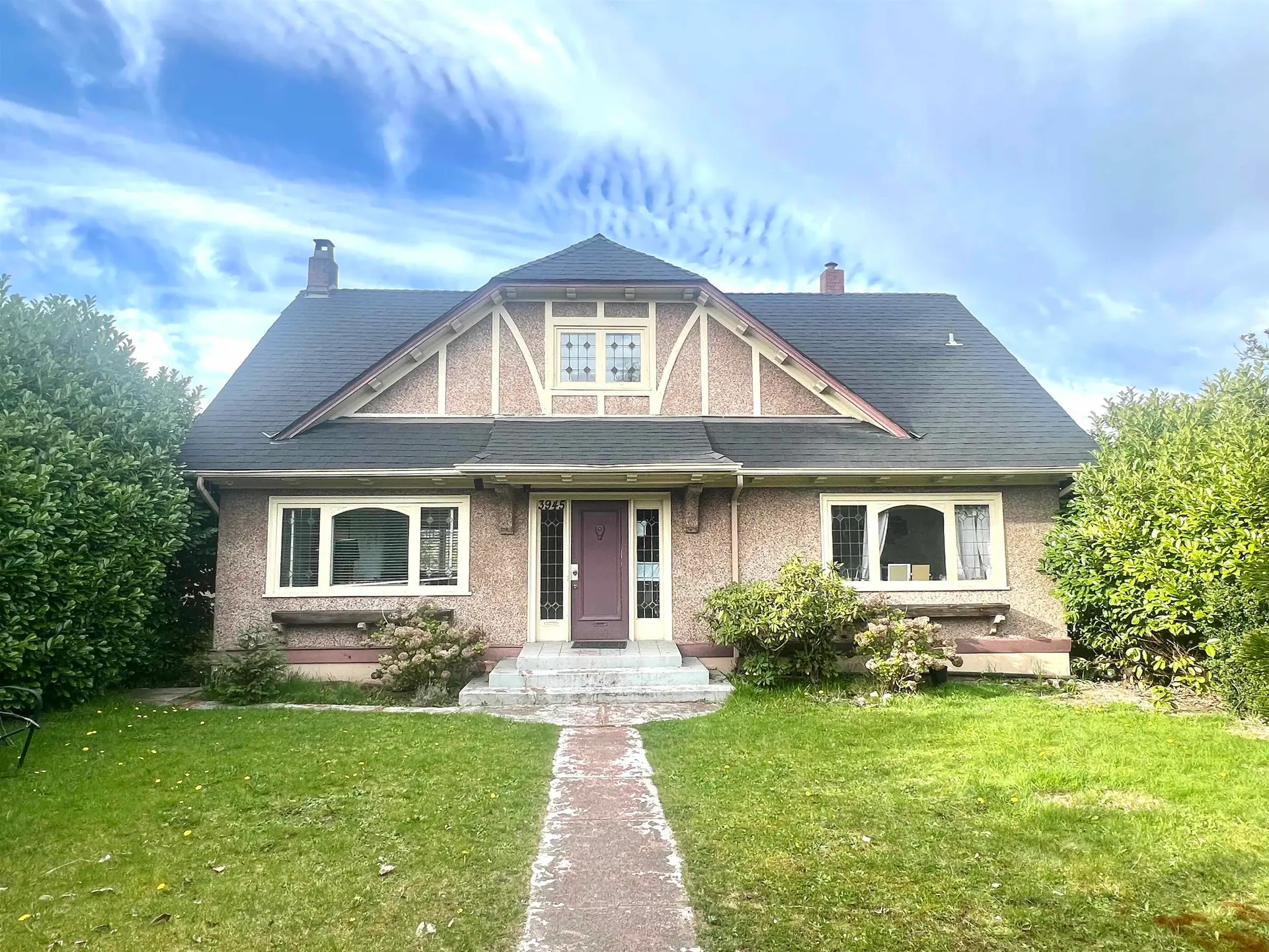 Property at 3945 W 10th Avenue, Vancouver, BC