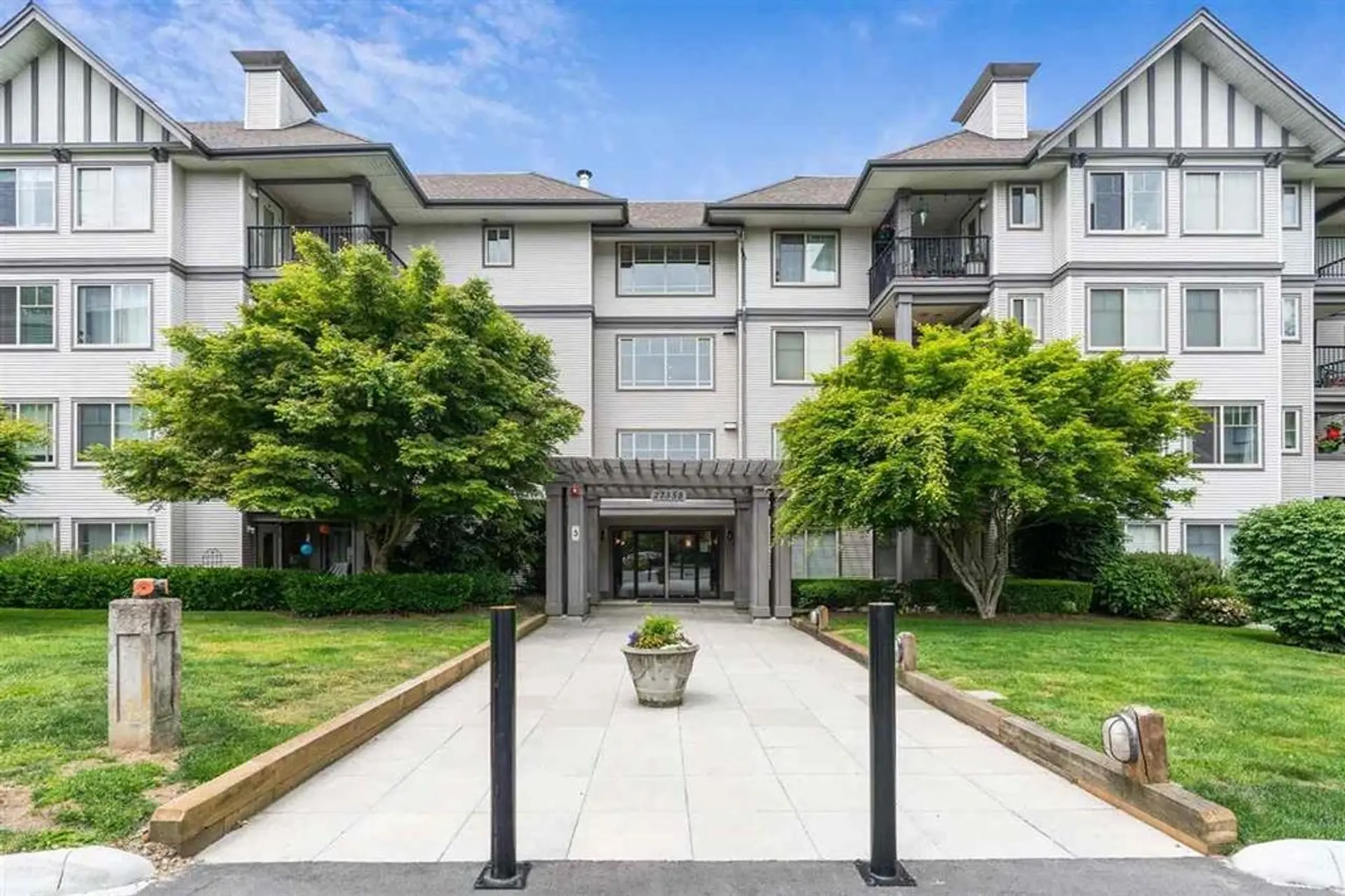 Property at #230 27358 32 Avenue, Langley, BC
