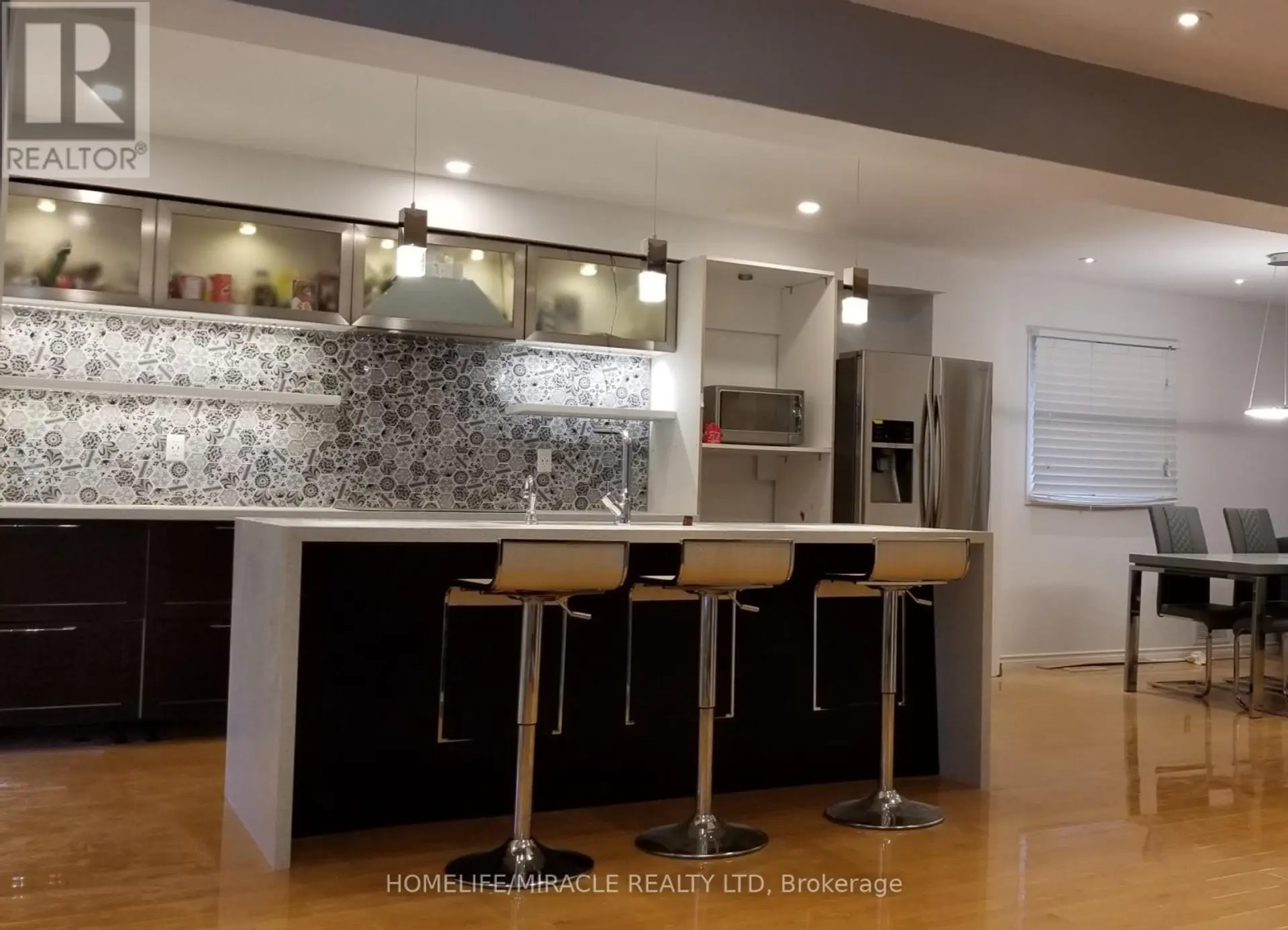 487 WALLENBERG CRESCENT - Image 7