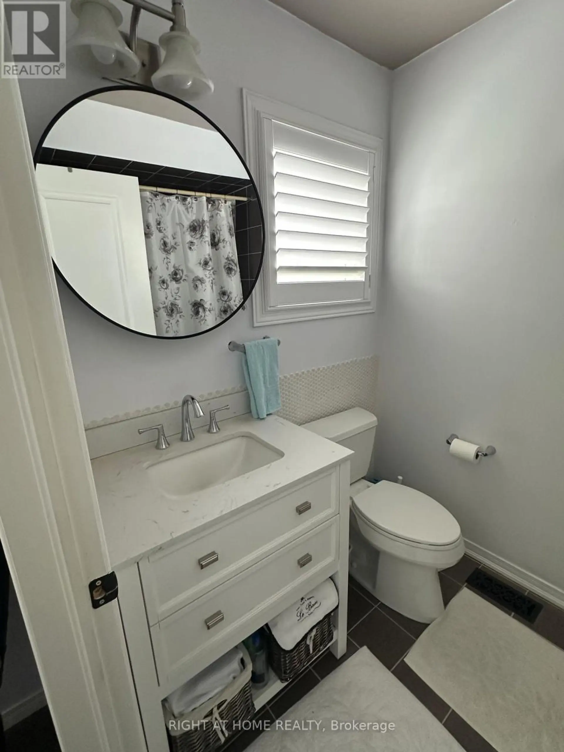 23 GRANDWOOD AVENUE - Image 11