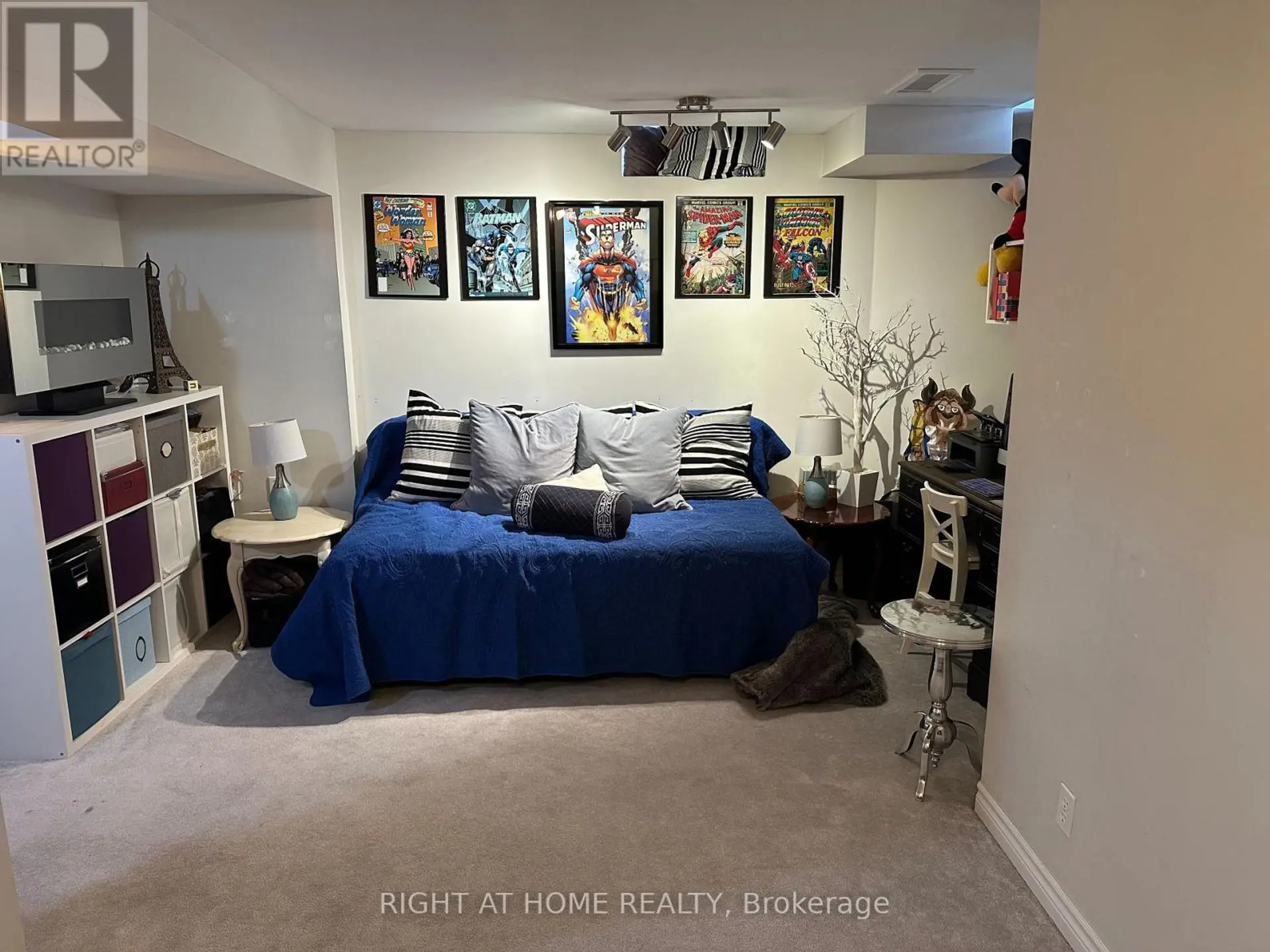 23 GRANDWOOD AVENUE - Image 16