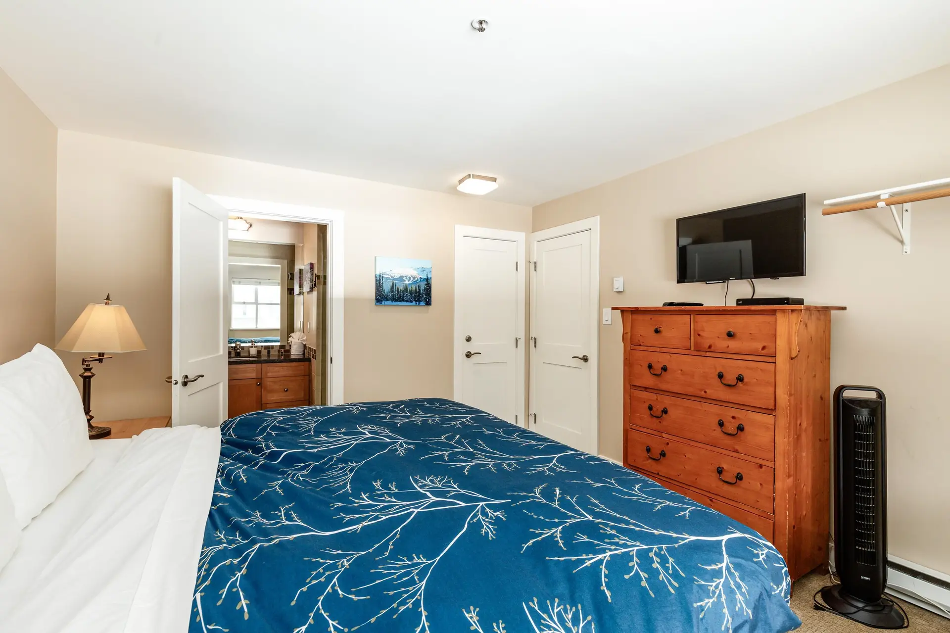 #339 4573 Chateau Boulevard - Image 9