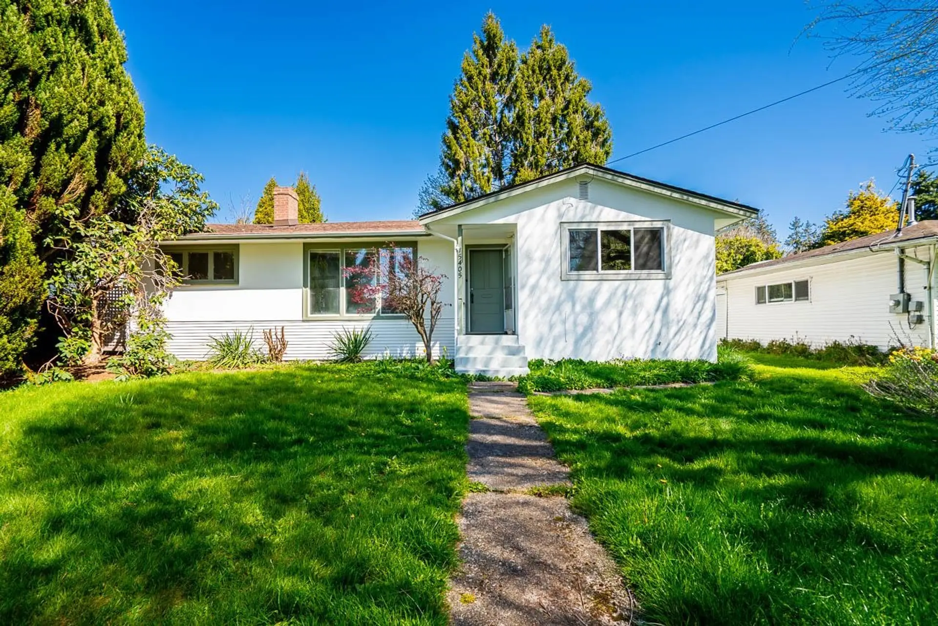 Property at 15405 Semiahmoo Avenue, White Rock, BC