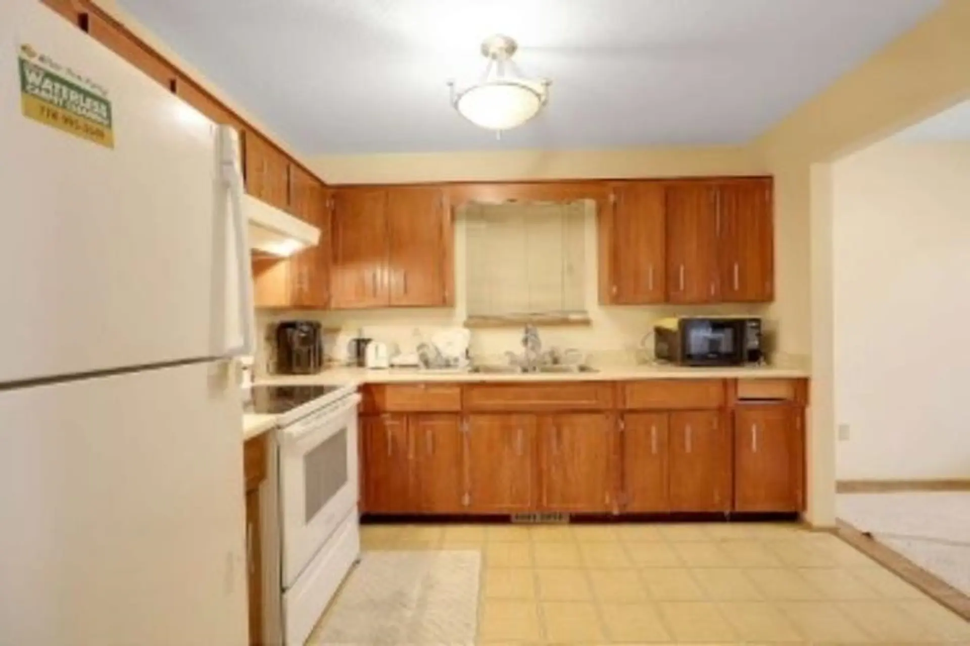 7381 Grand Street - Image 5