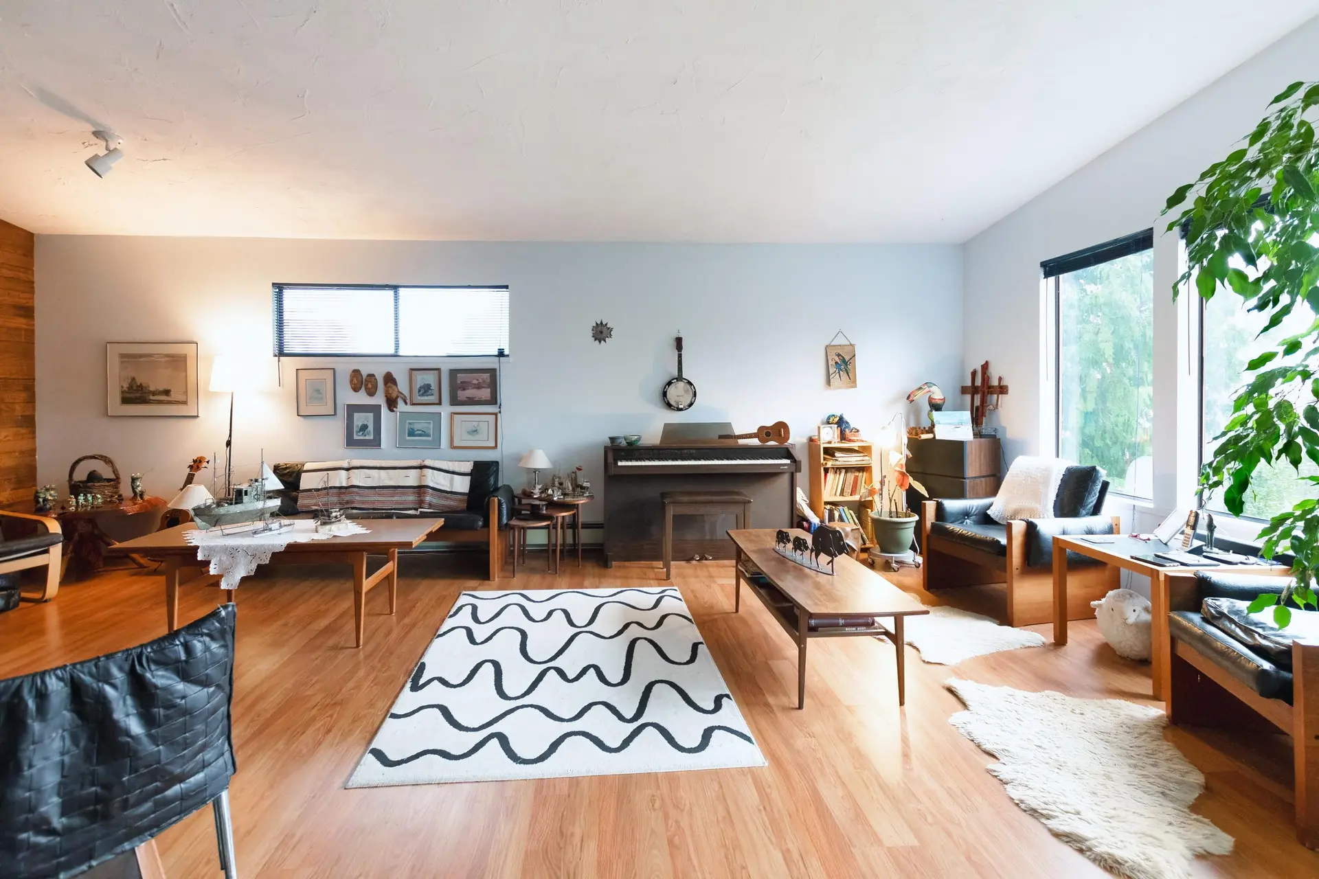 4908 Laurel Avenue - Image 10