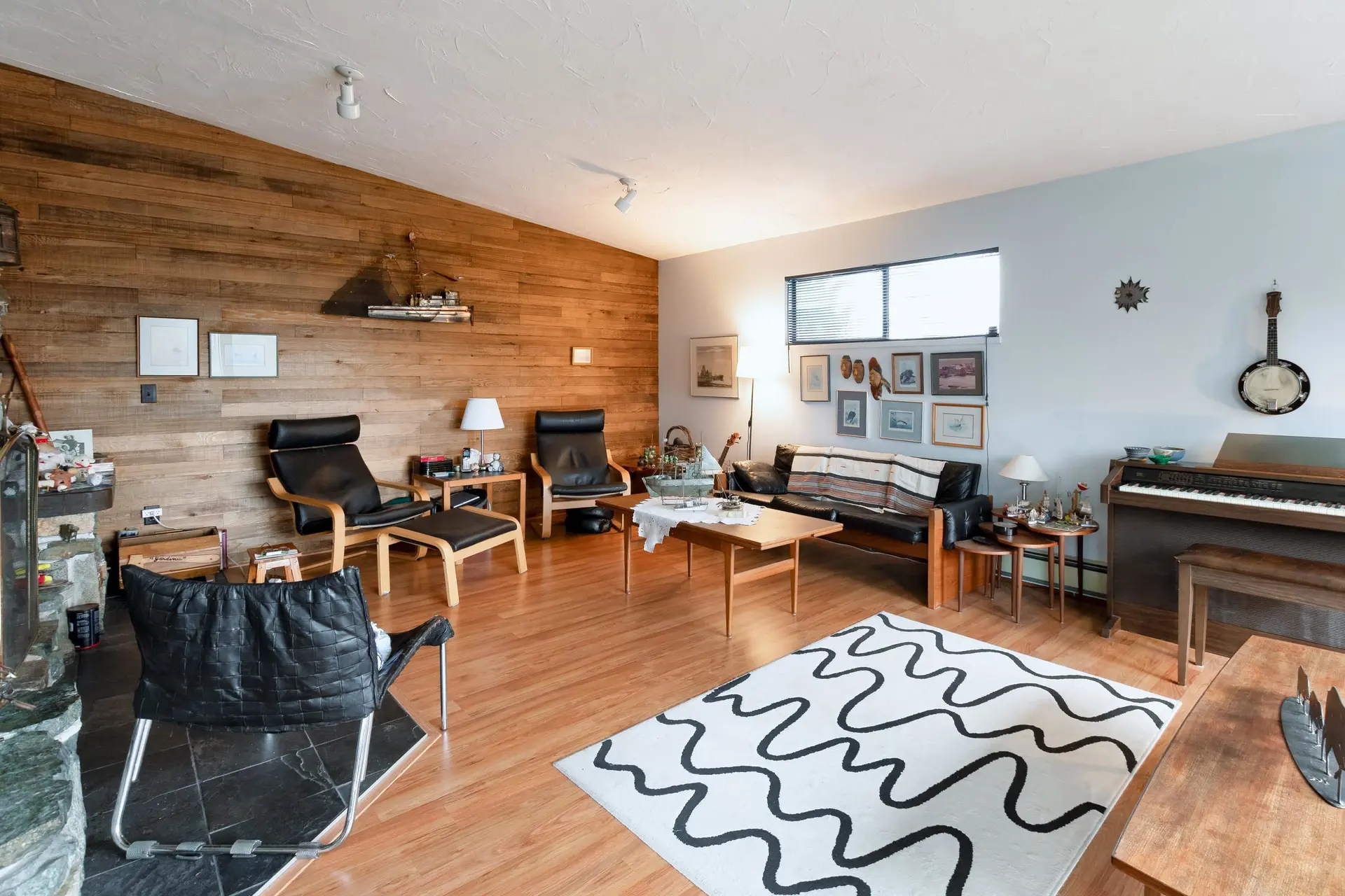 4908 Laurel Avenue - Image 4