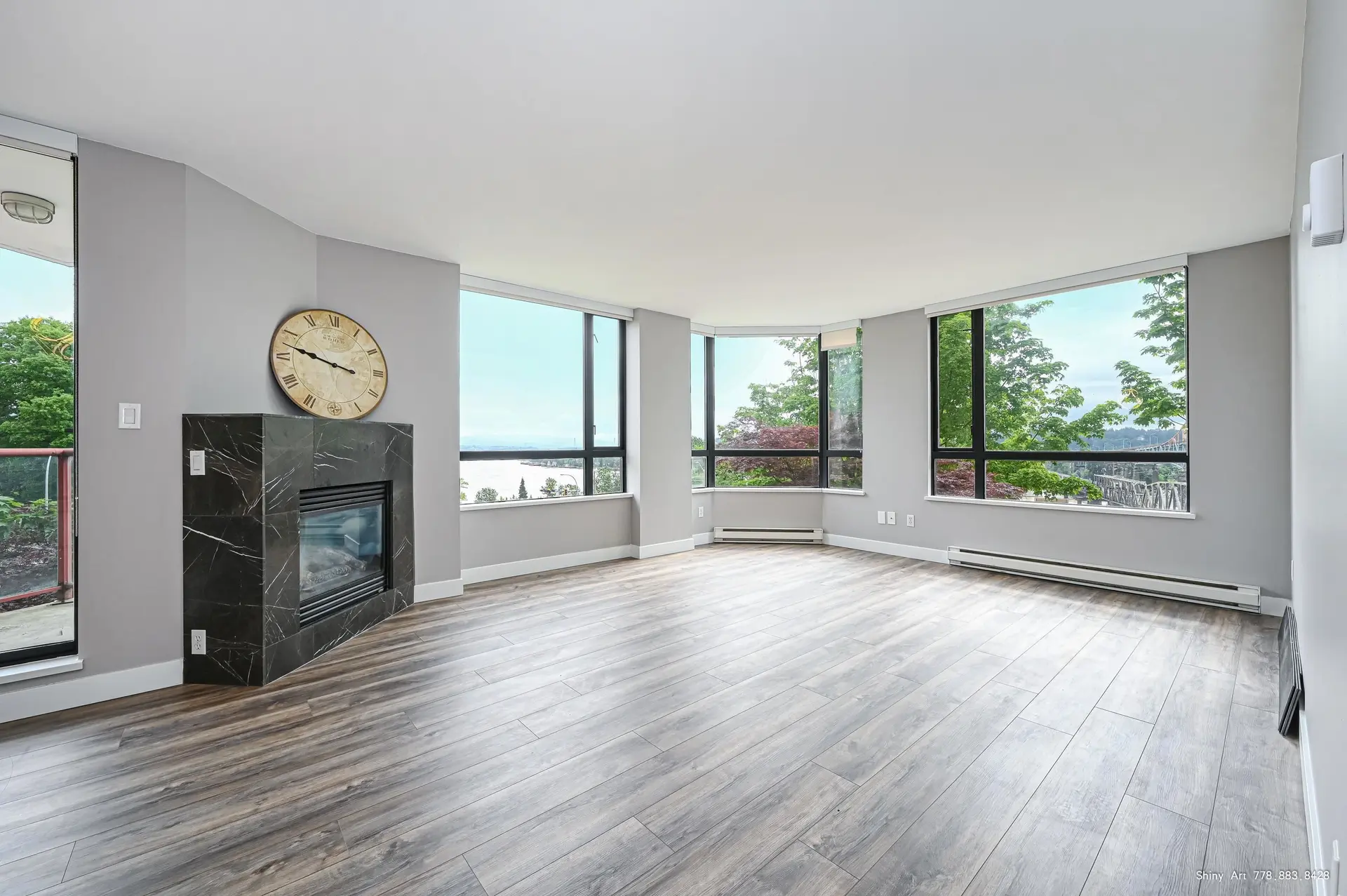 #102 38 Leopold Place - Image 4