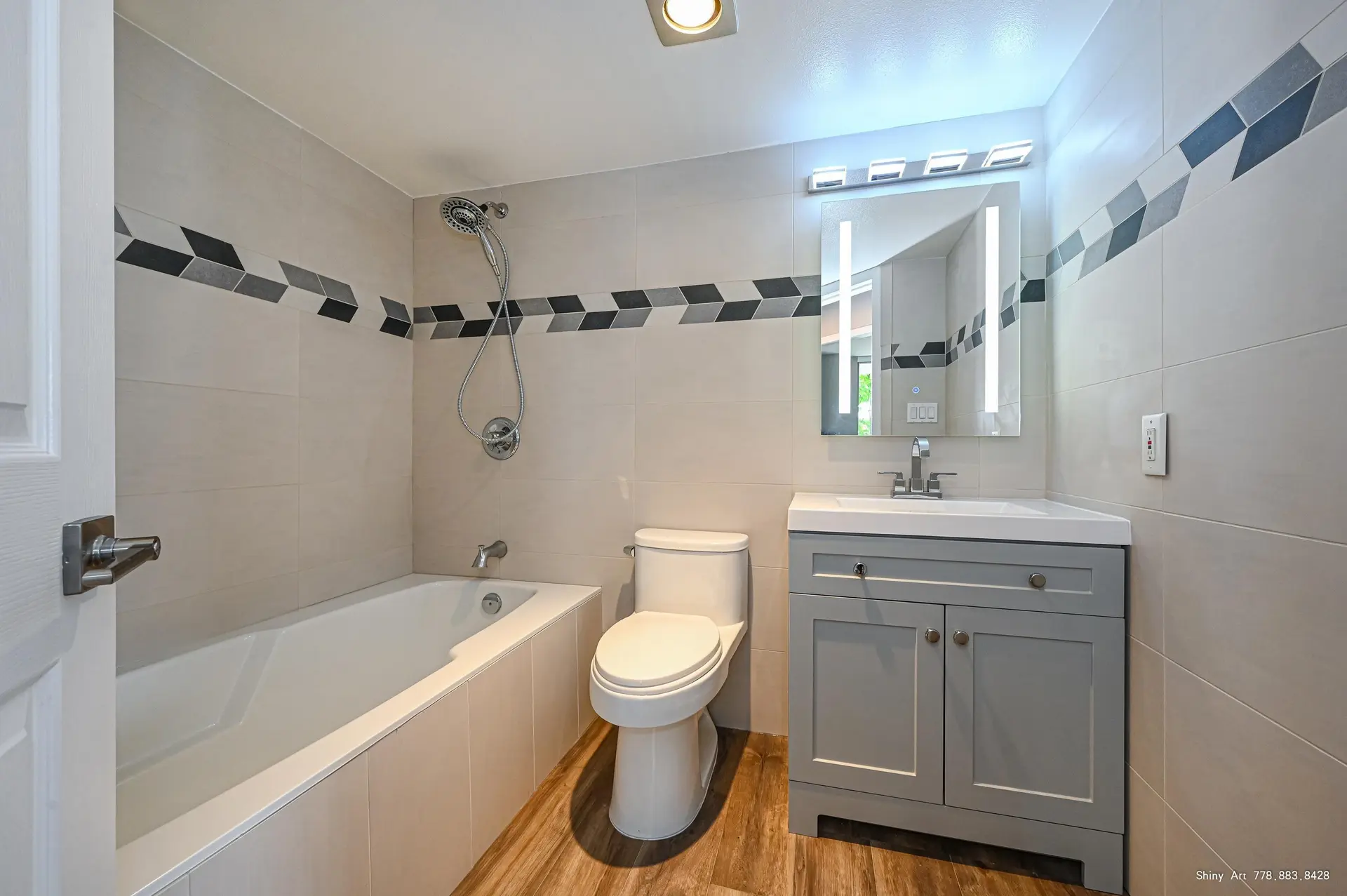#102 38 Leopold Place - Image 8