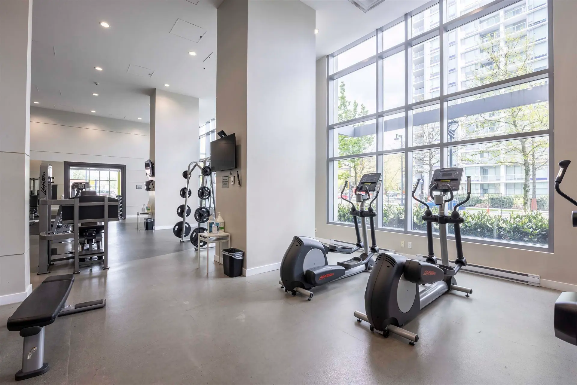 #610 13688 100 Avenue - Image 9