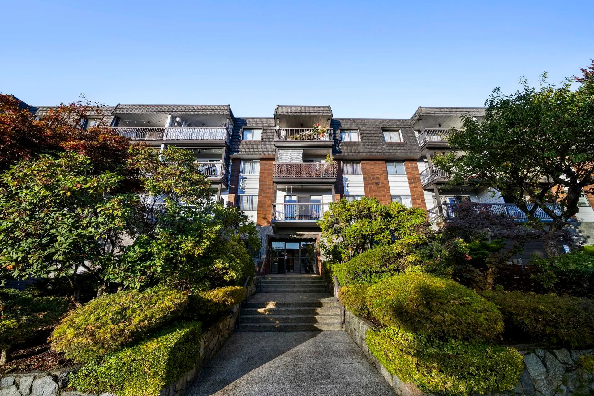 Property at #337 340 W 3rd Street, North Vancouver, BC
