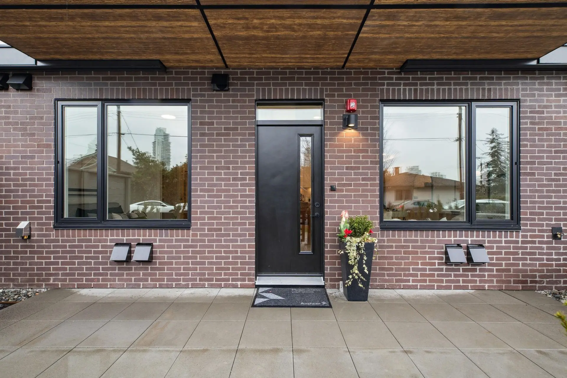 #112 715 Ducklow Street - Image 3