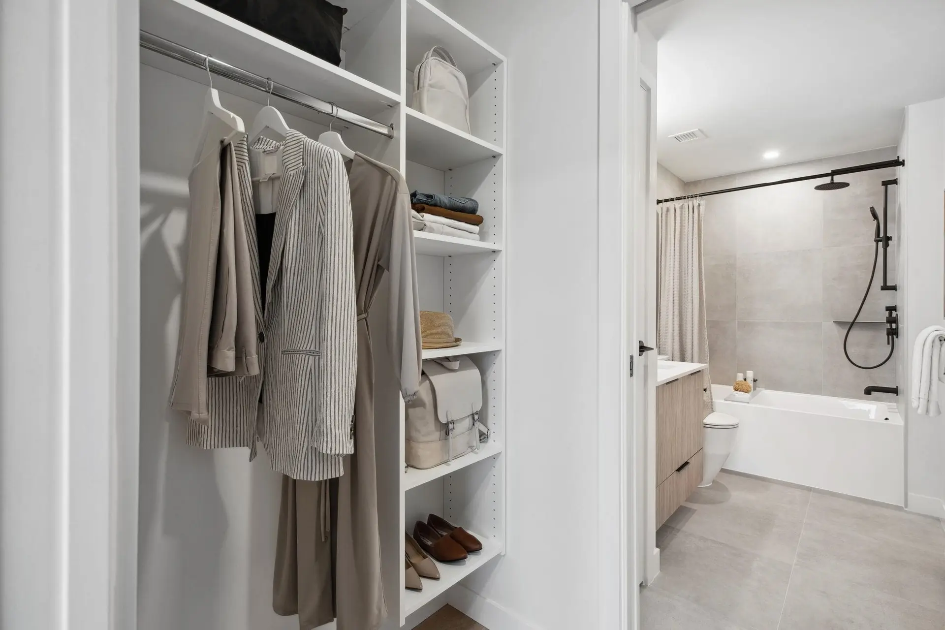 #112 715 Ducklow Street - Image 9