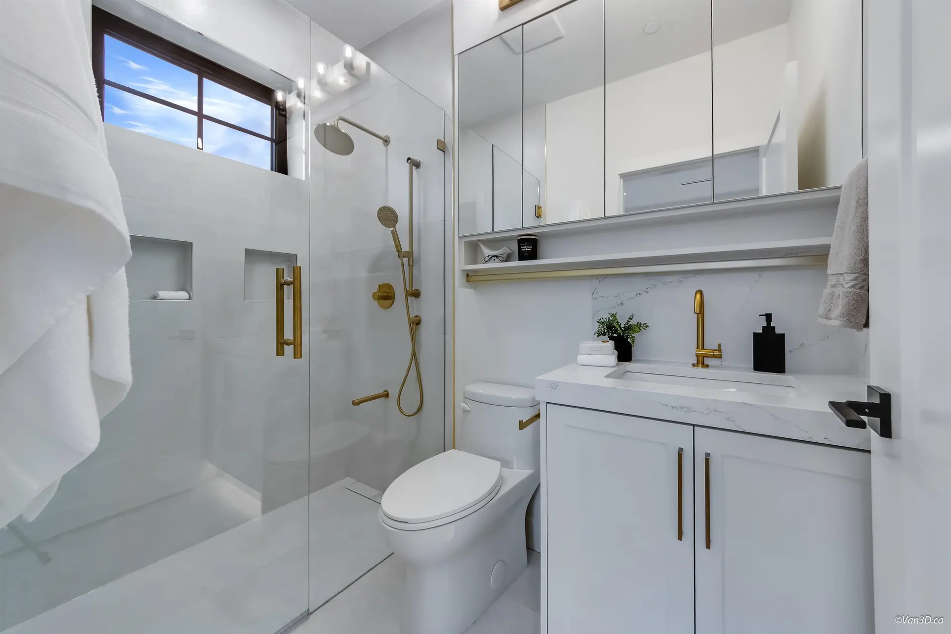 1347 E 64th Avenue - Image 12