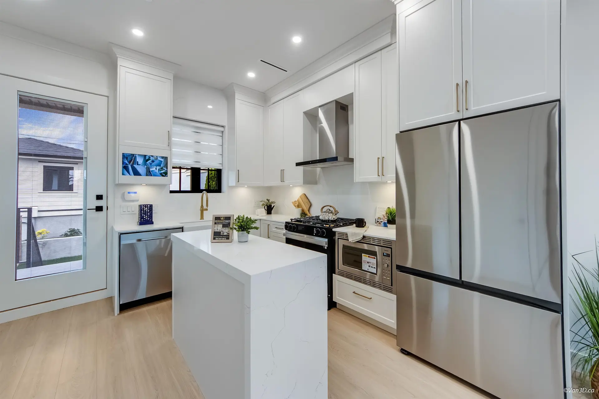 1347 E 64th Avenue - Image 5