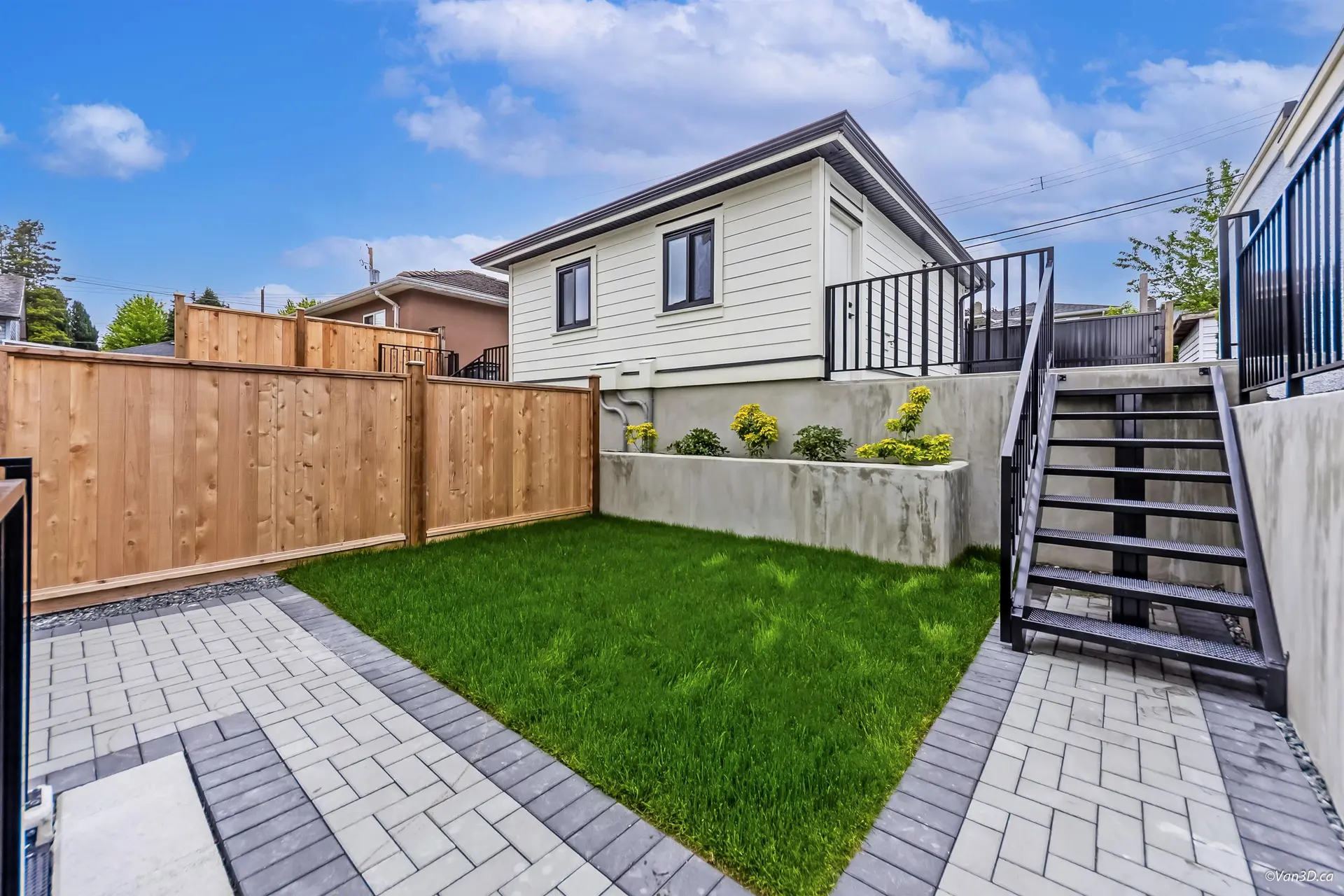 1347 E 64th Avenue - Image 19
