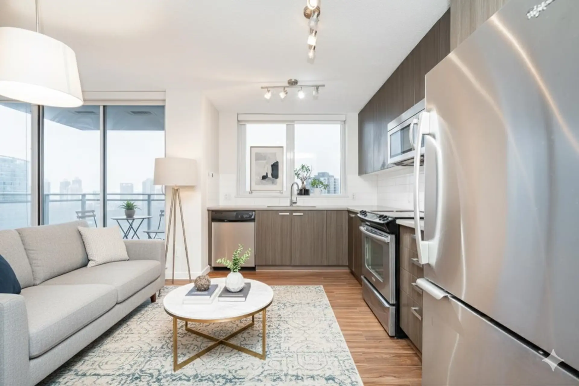 Property at #2709 13325 102a Avenue, Surrey, BC