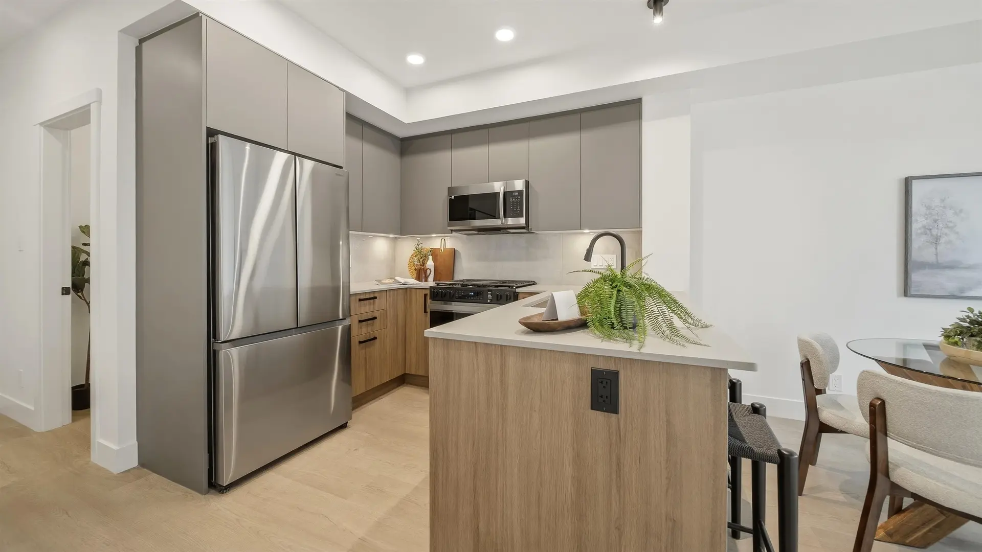 #B214 8230 208b Avenue - Image 6
