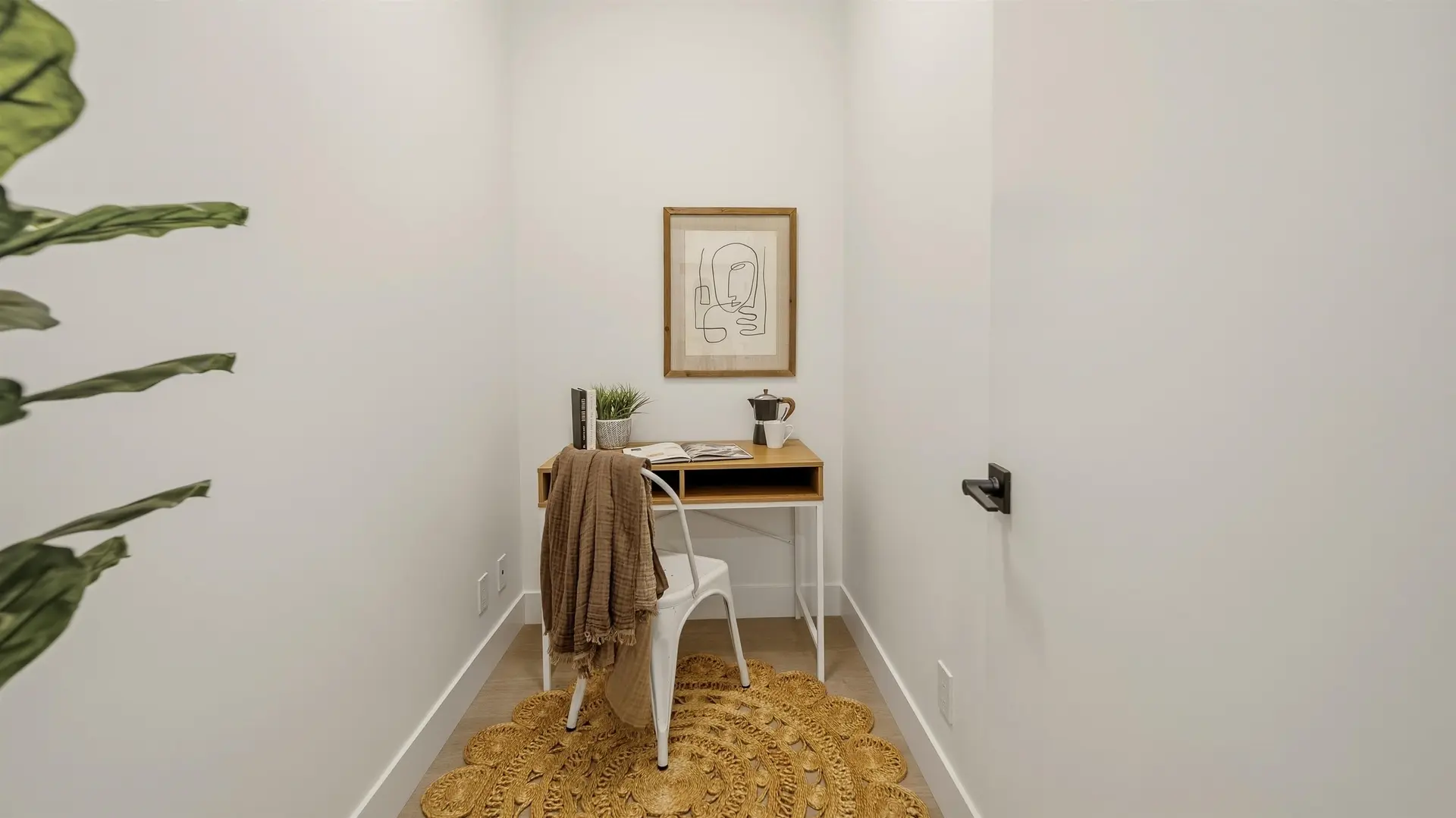 #B214 8230 208b Avenue - Image 4