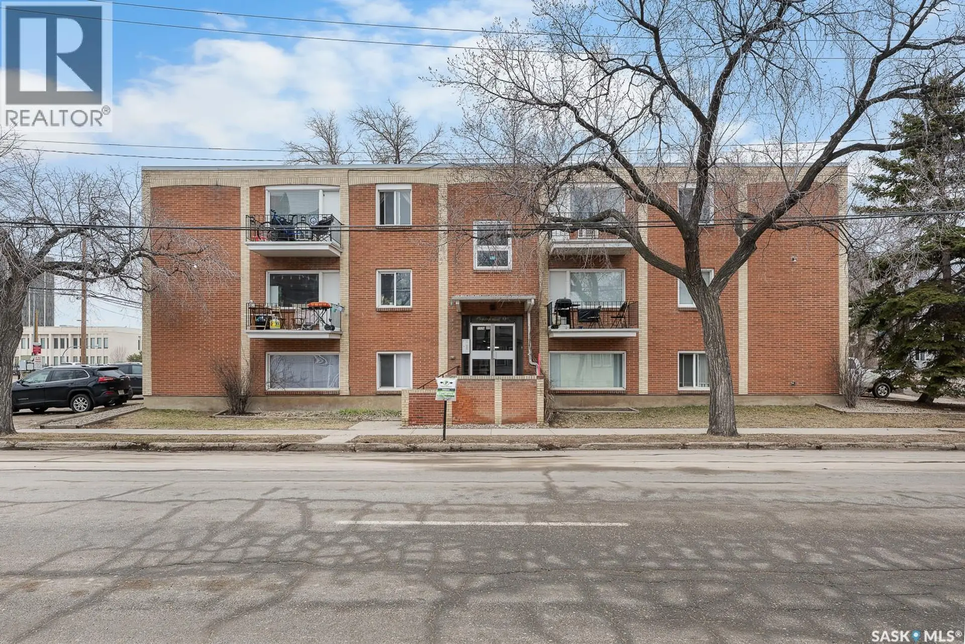 #9 2320 13TH AVENUE - Image 1