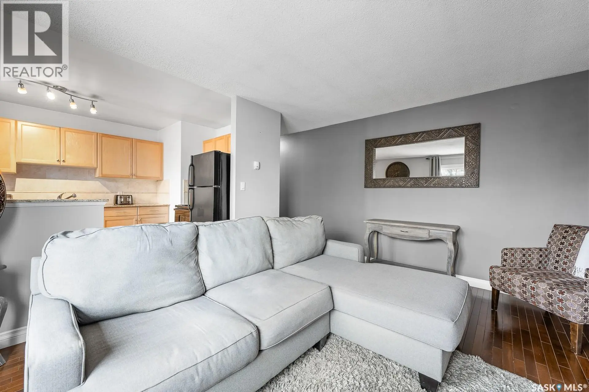 #9 2320 13TH AVENUE - Image 4