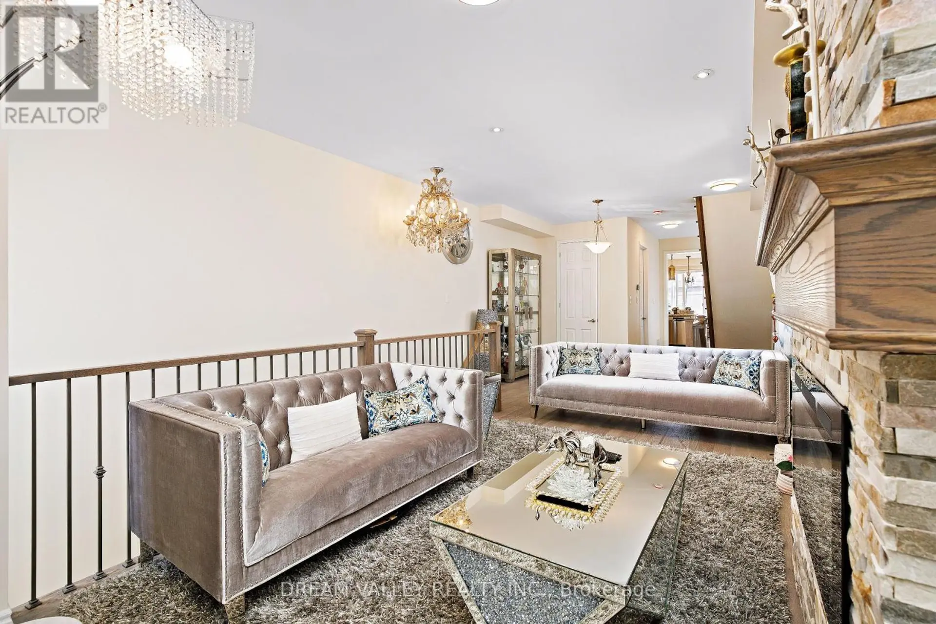 88 JOLLY WAY - Image 2
