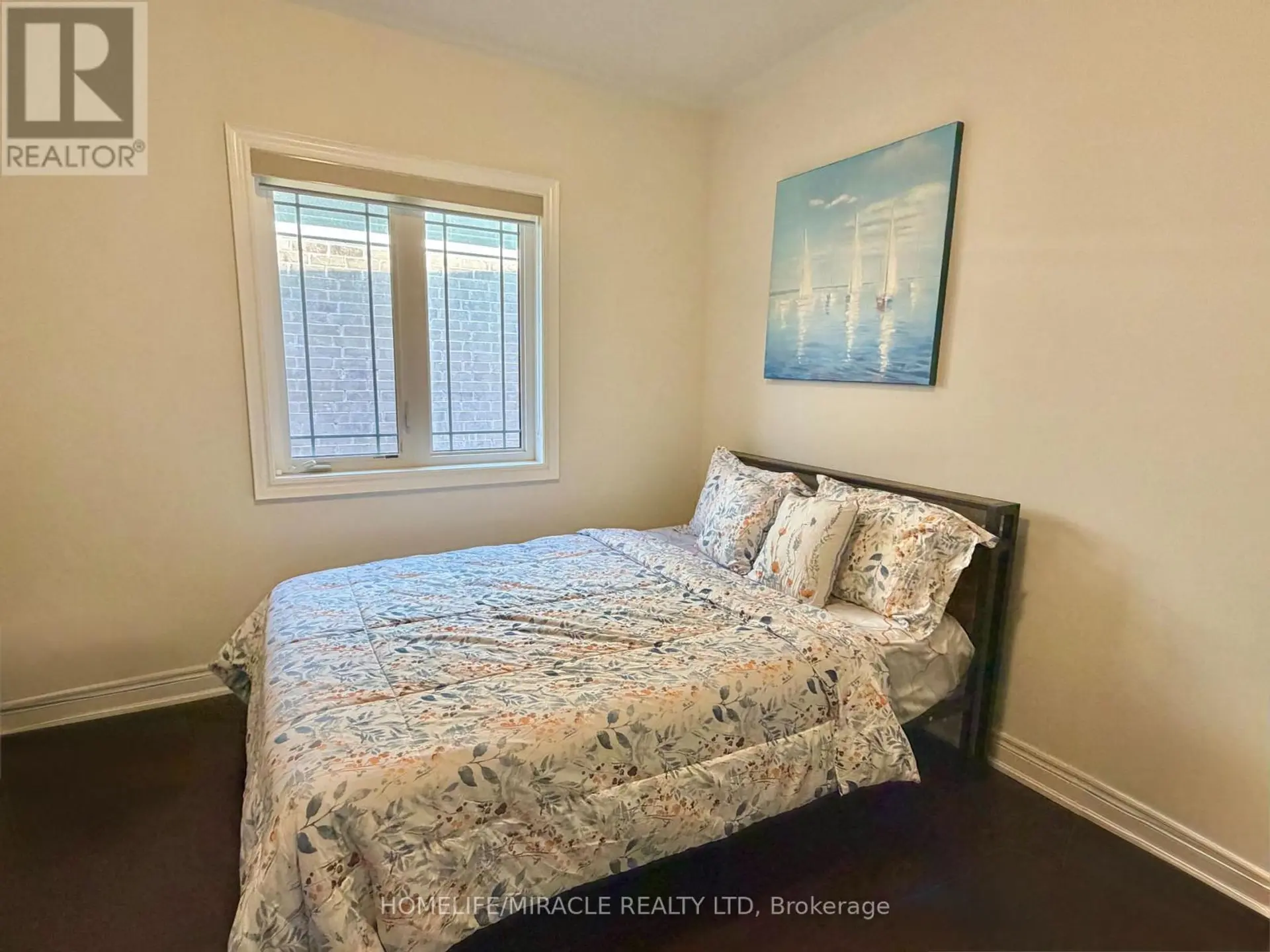16 LYLE WAY - Image 17