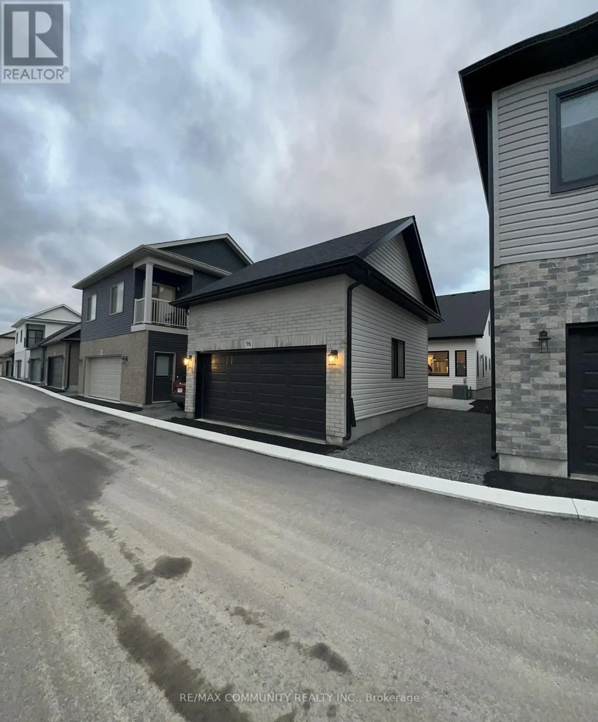 96 RIVERSTONE WAY - Image 17