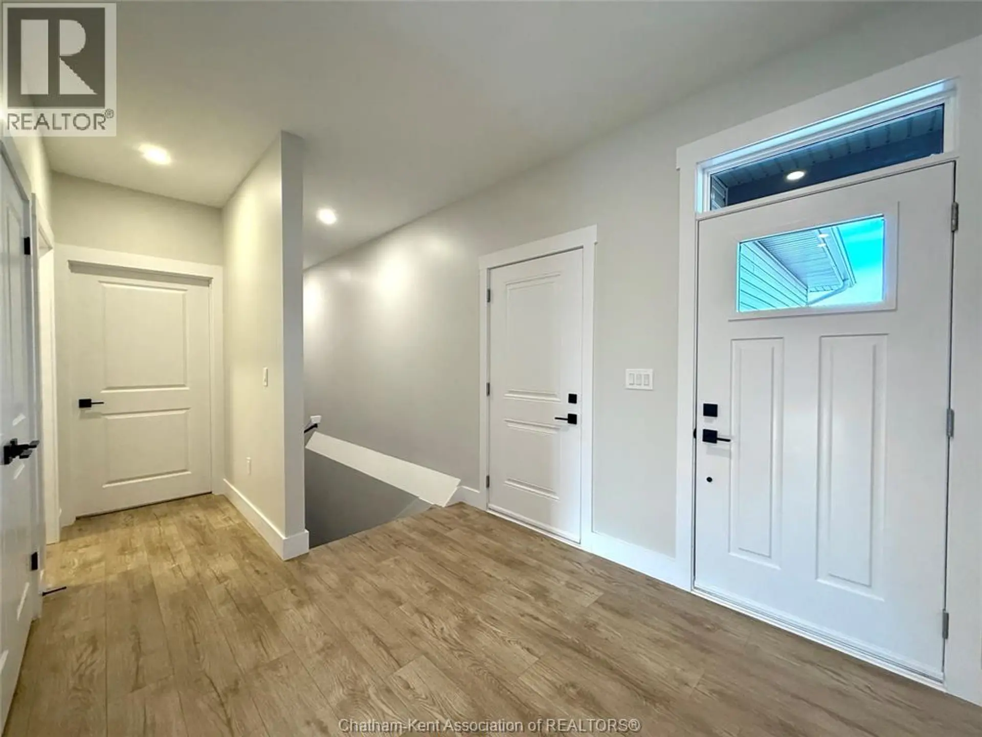 33 DUSKRIDGE ROAD - Image 3