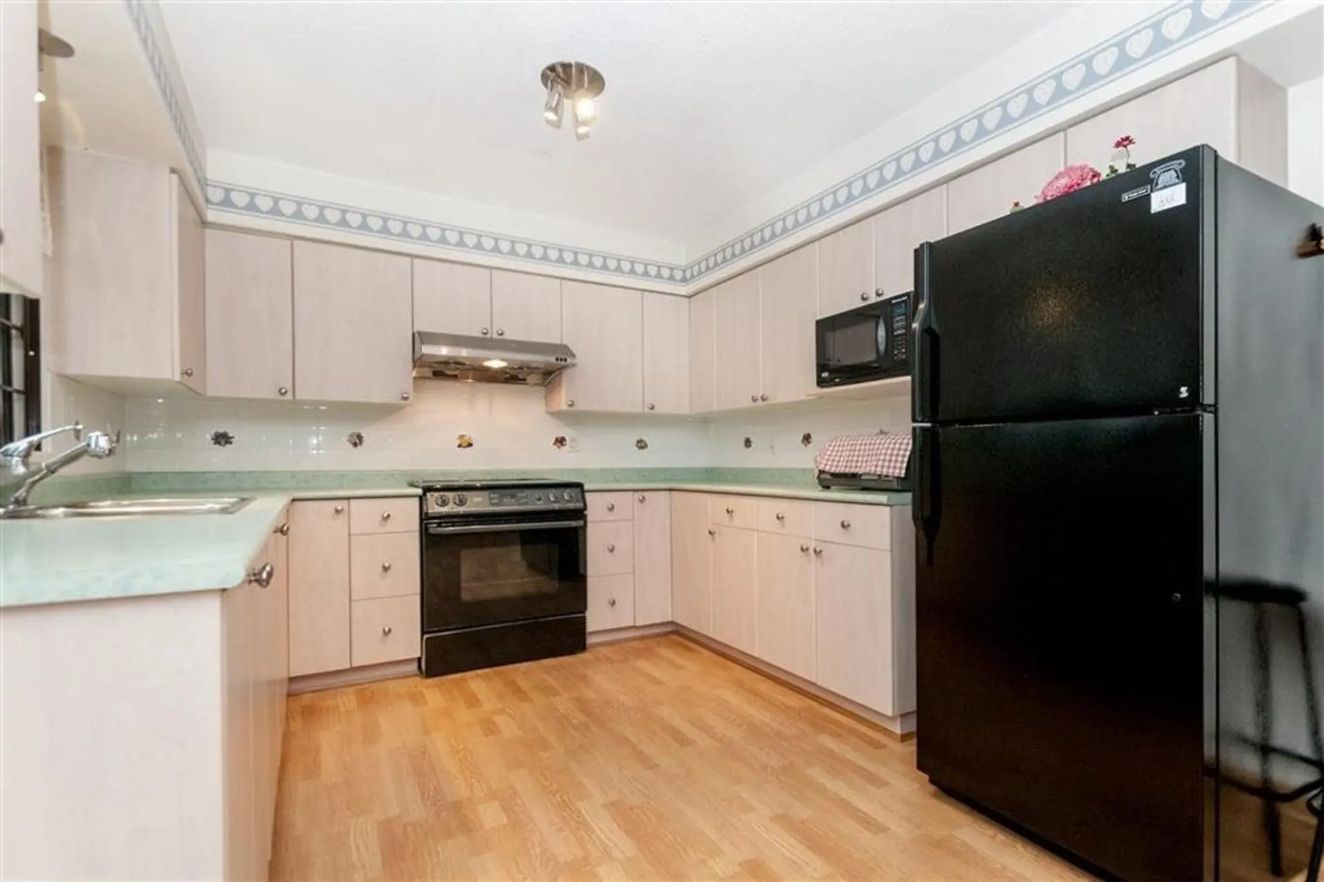 2147 Grant Avenue - Image 7