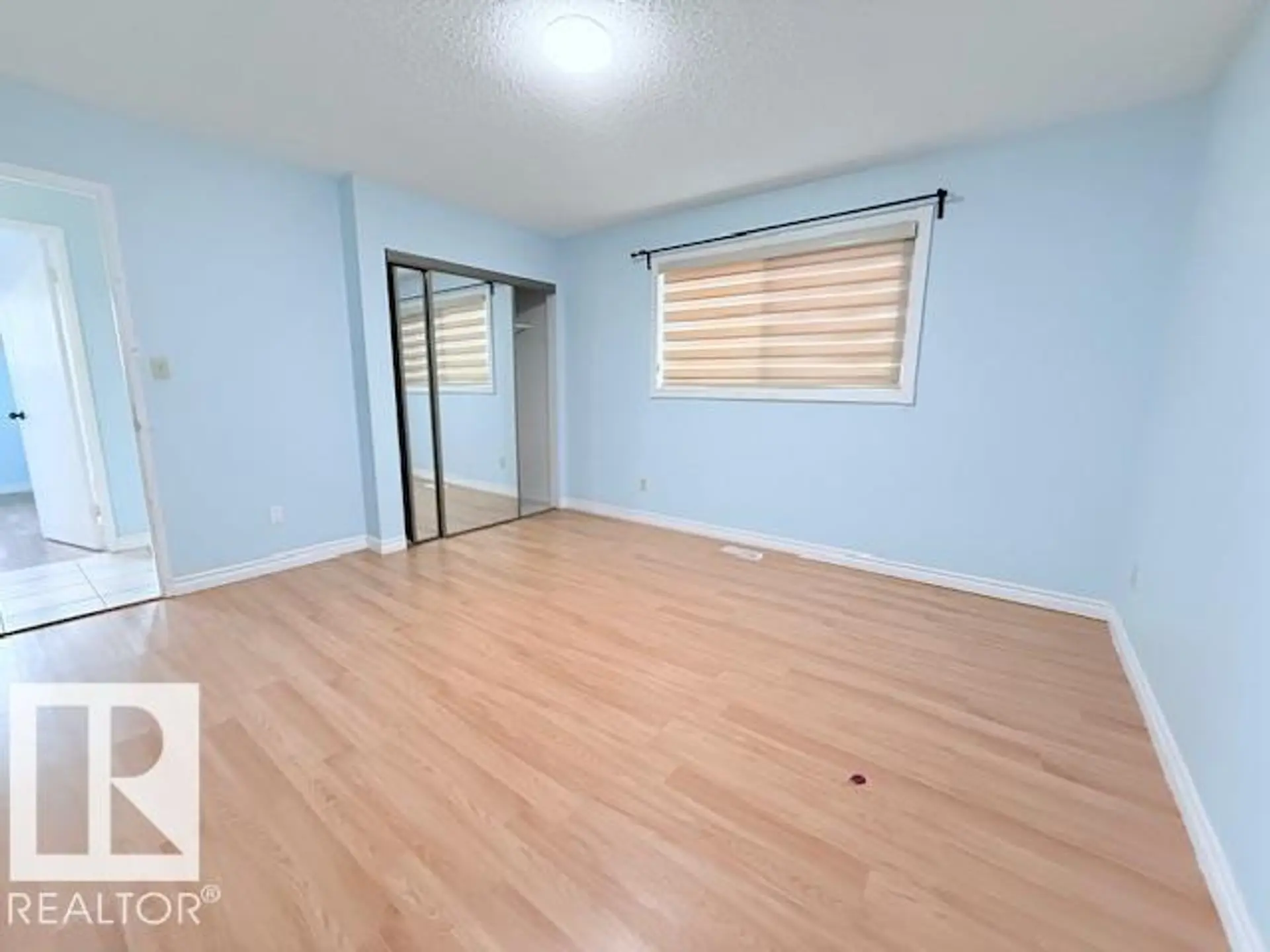 2831 36 ST NW - Image 11
