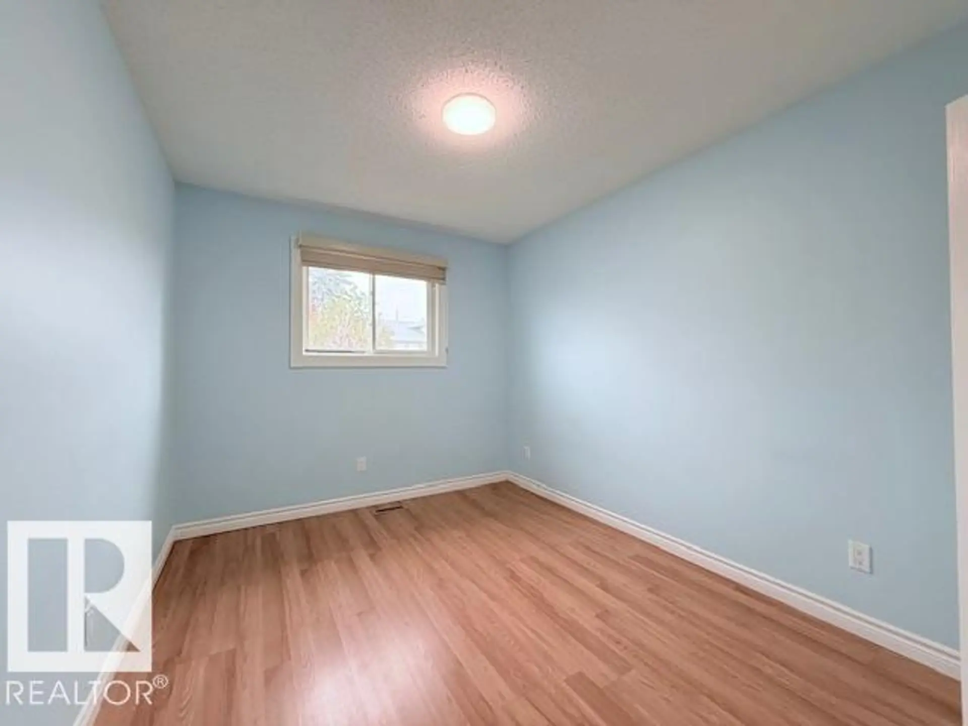 2831 36 ST NW - Image 13
