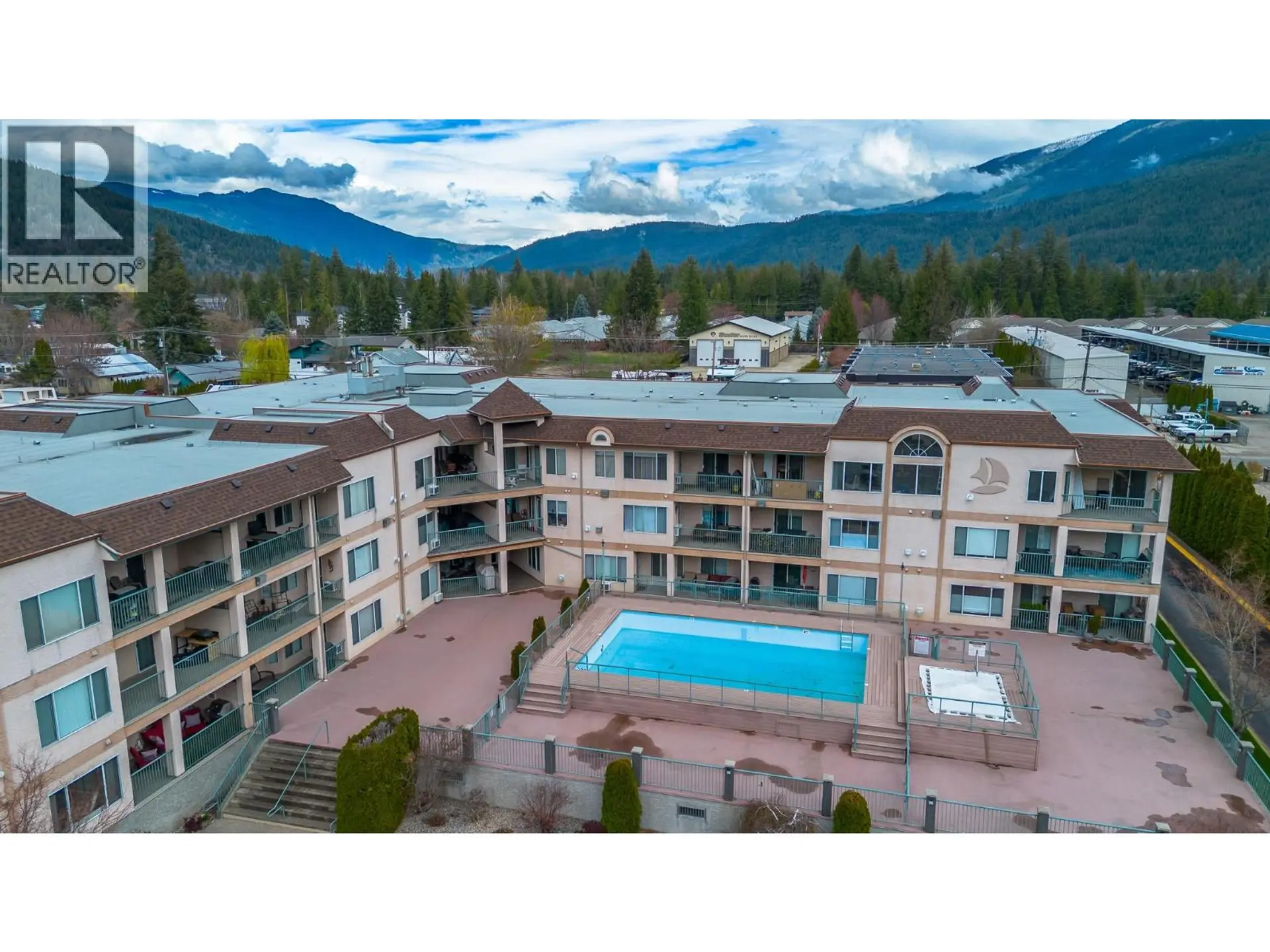 Property at #304 1002 Riverside Avenue, Sicamous, BC