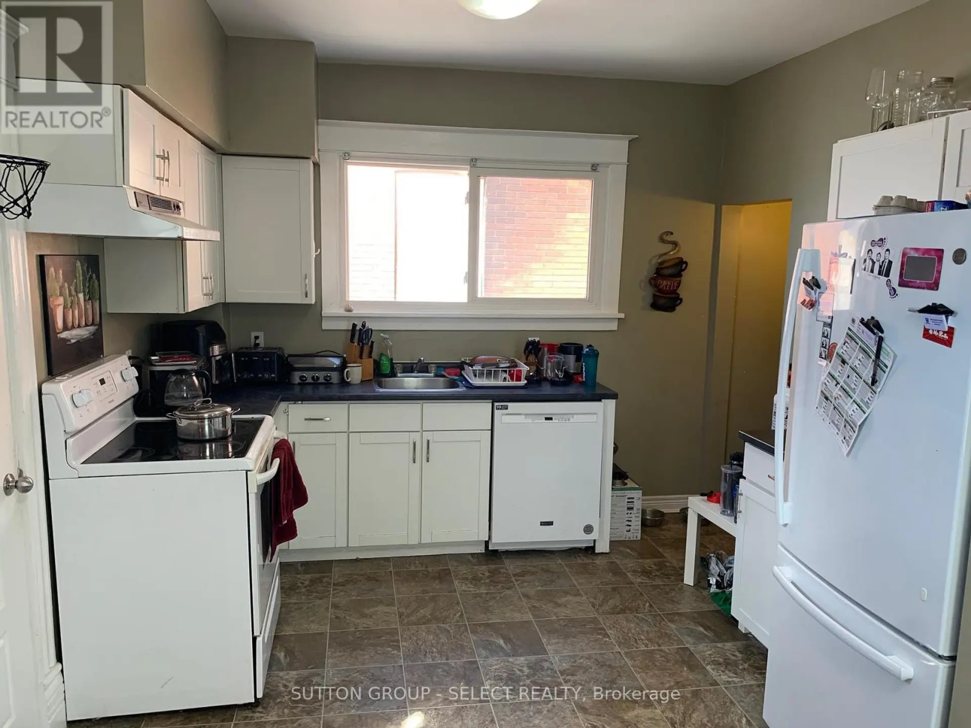 7 SUMMIT AVENUE - Image 4