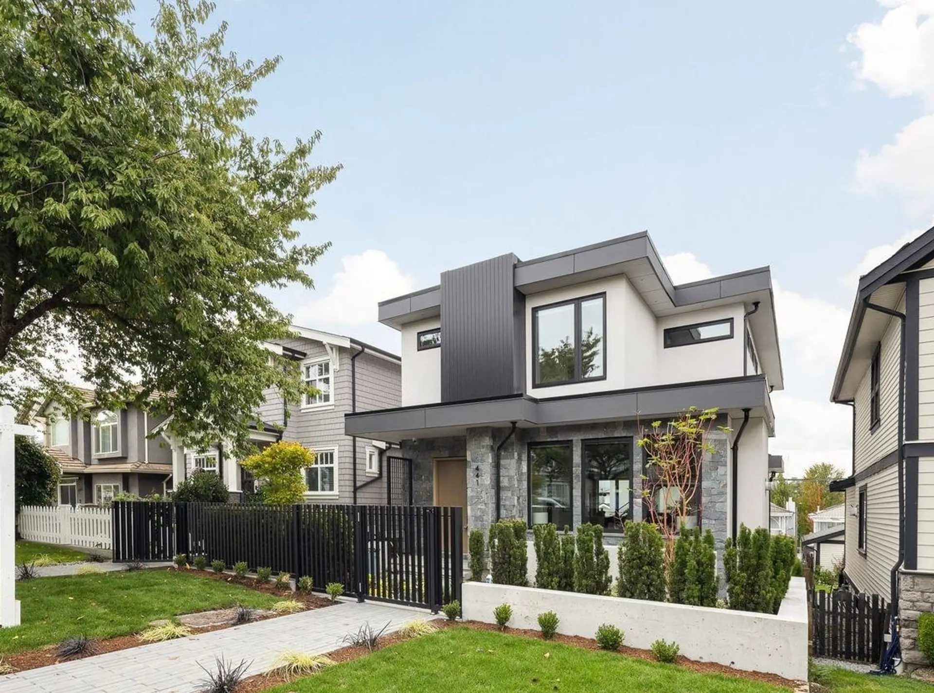 Property at 4413 Oxford Street, Burnaby, BC