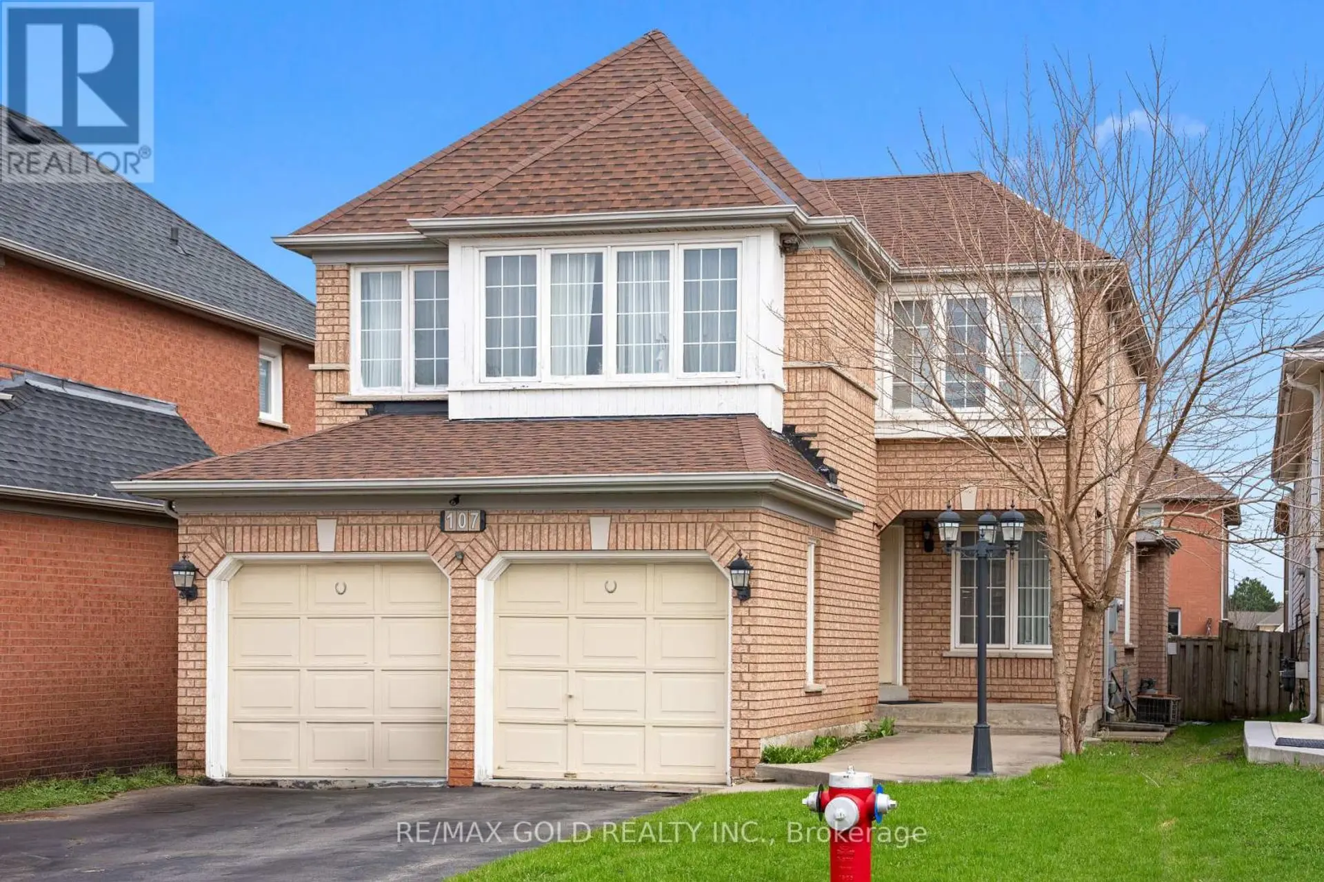107 SECLUSION CRESCENT - Image 4