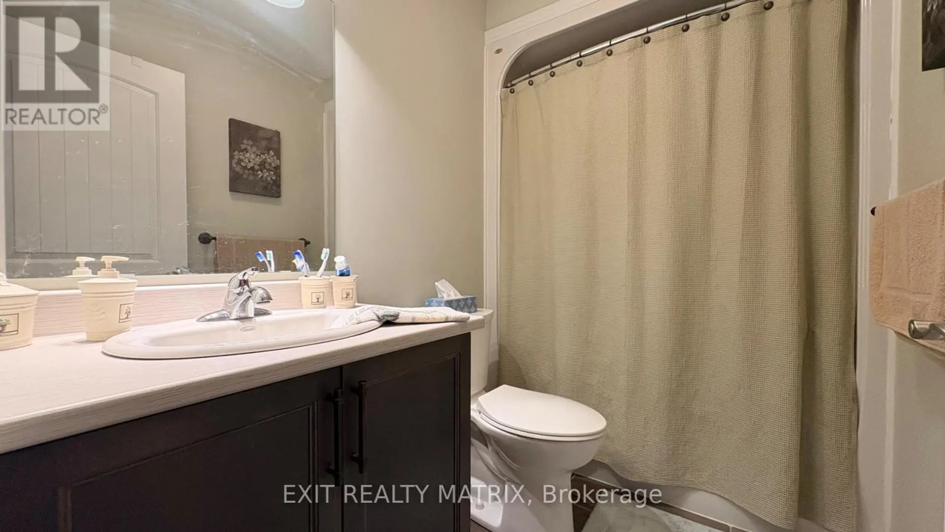371 TRILLIUM CIRCLE S - Image 11