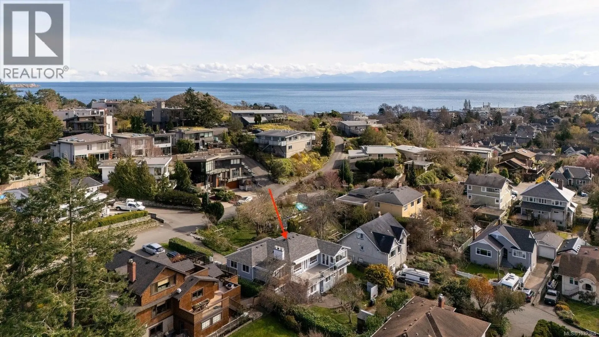 Property at 310 Windermere Pl, Victoria, BC