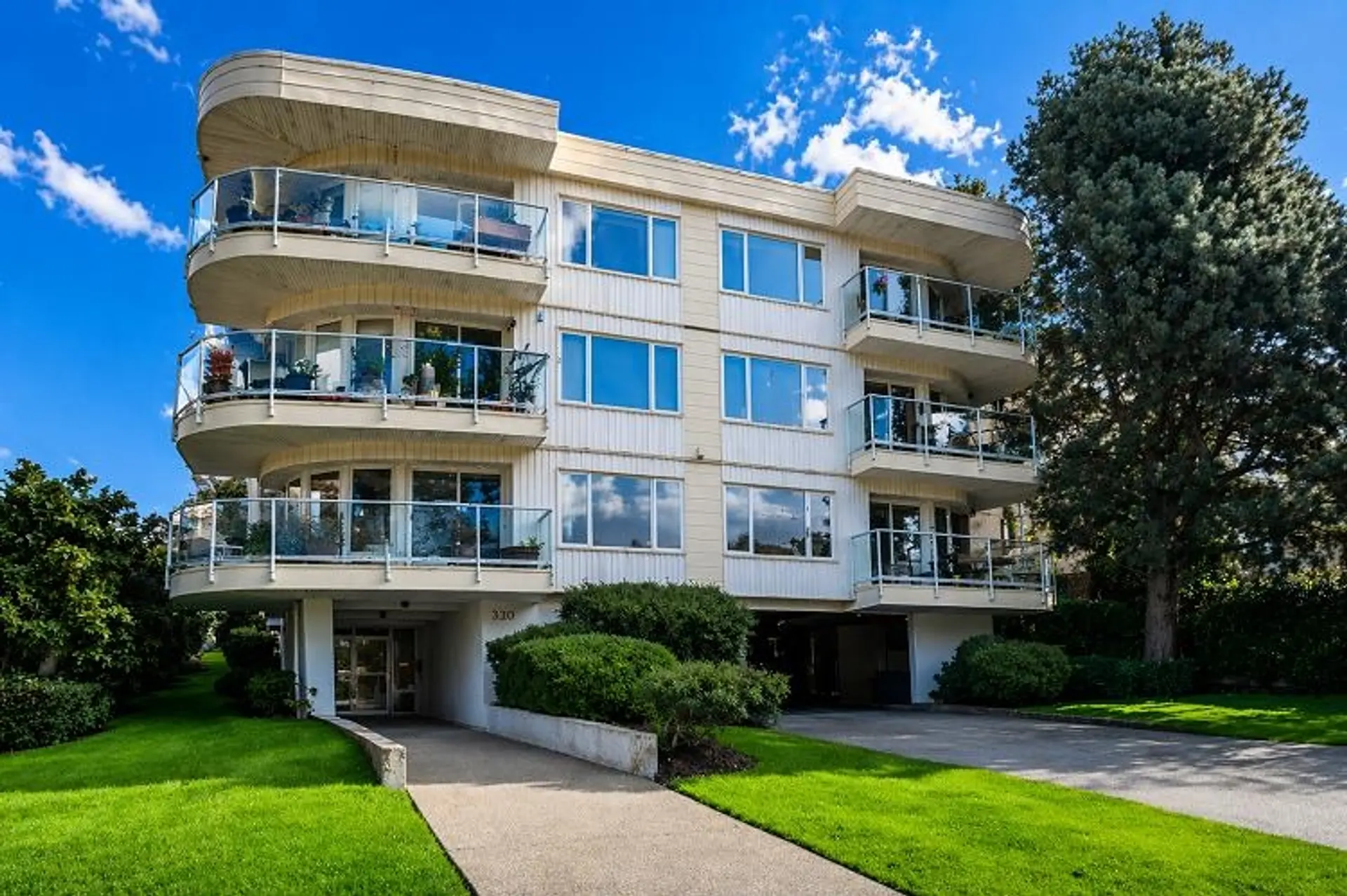 Property at #202 320 W 2nd Street, North Vancouver, BC