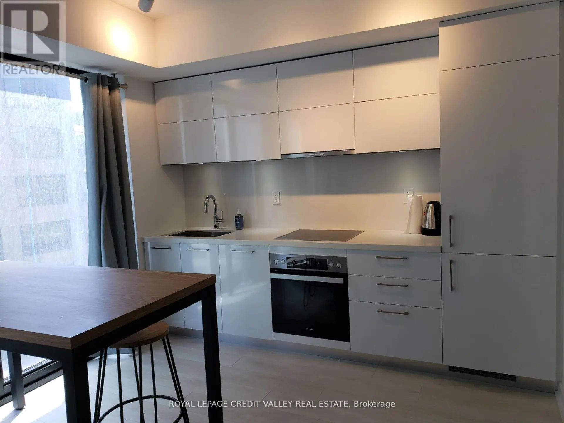 #1806 188 CUMBERLAND STREET - Image 9