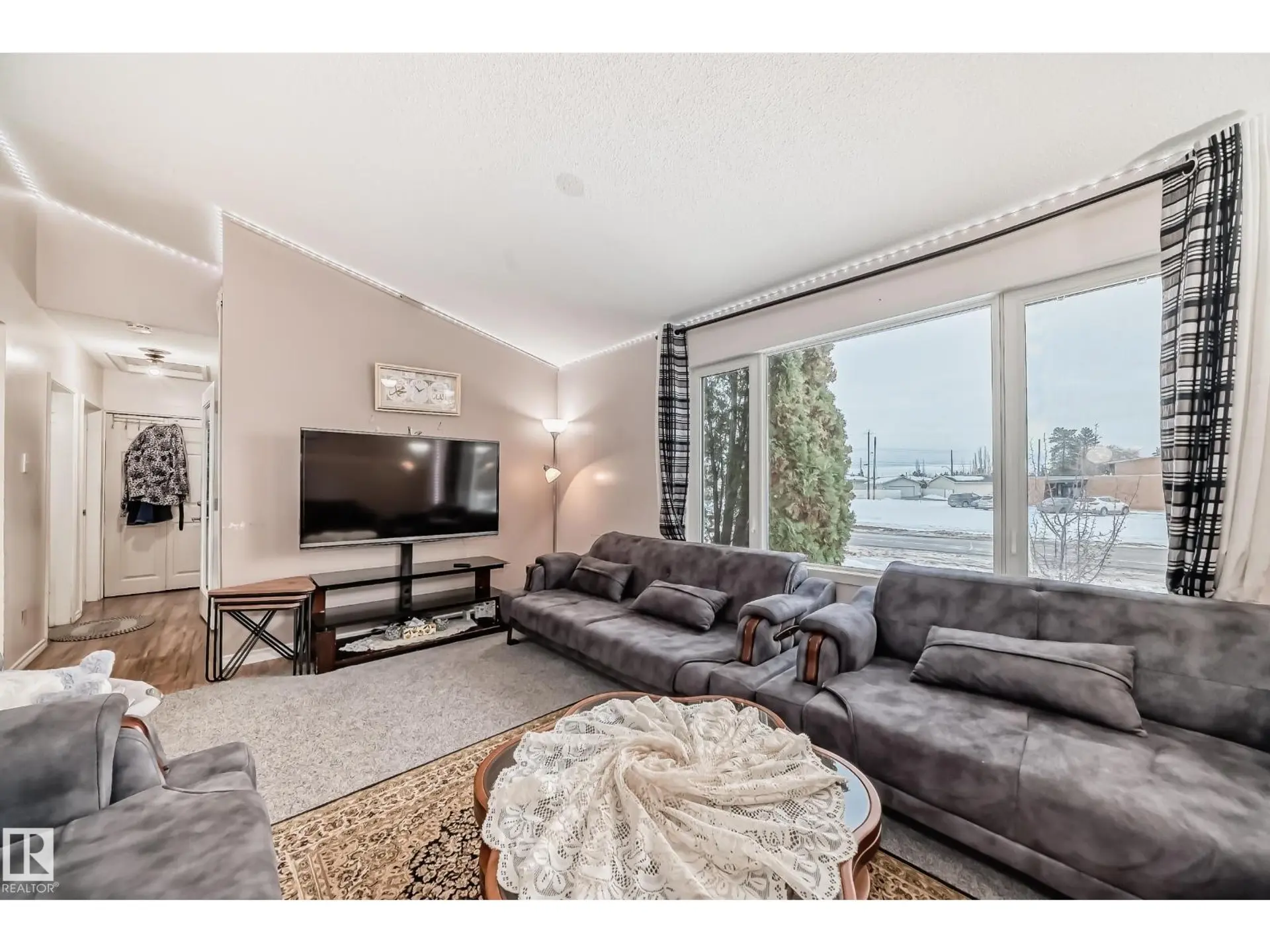 6807 DELWOOD RD NW - Image 2